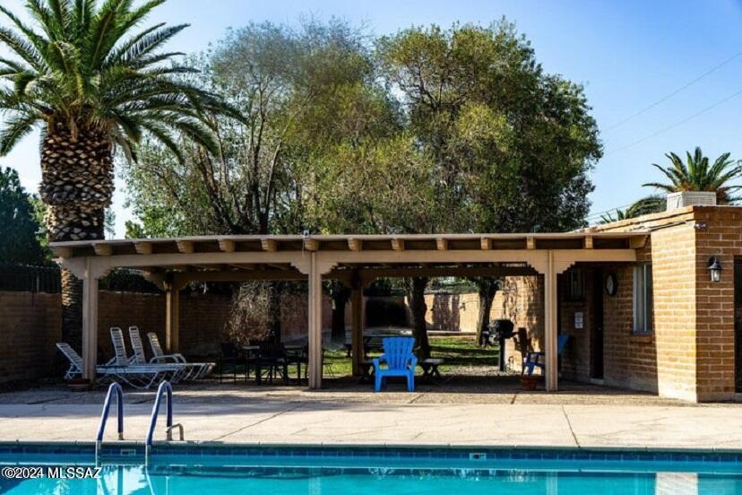 Spanish Village Th - Residential