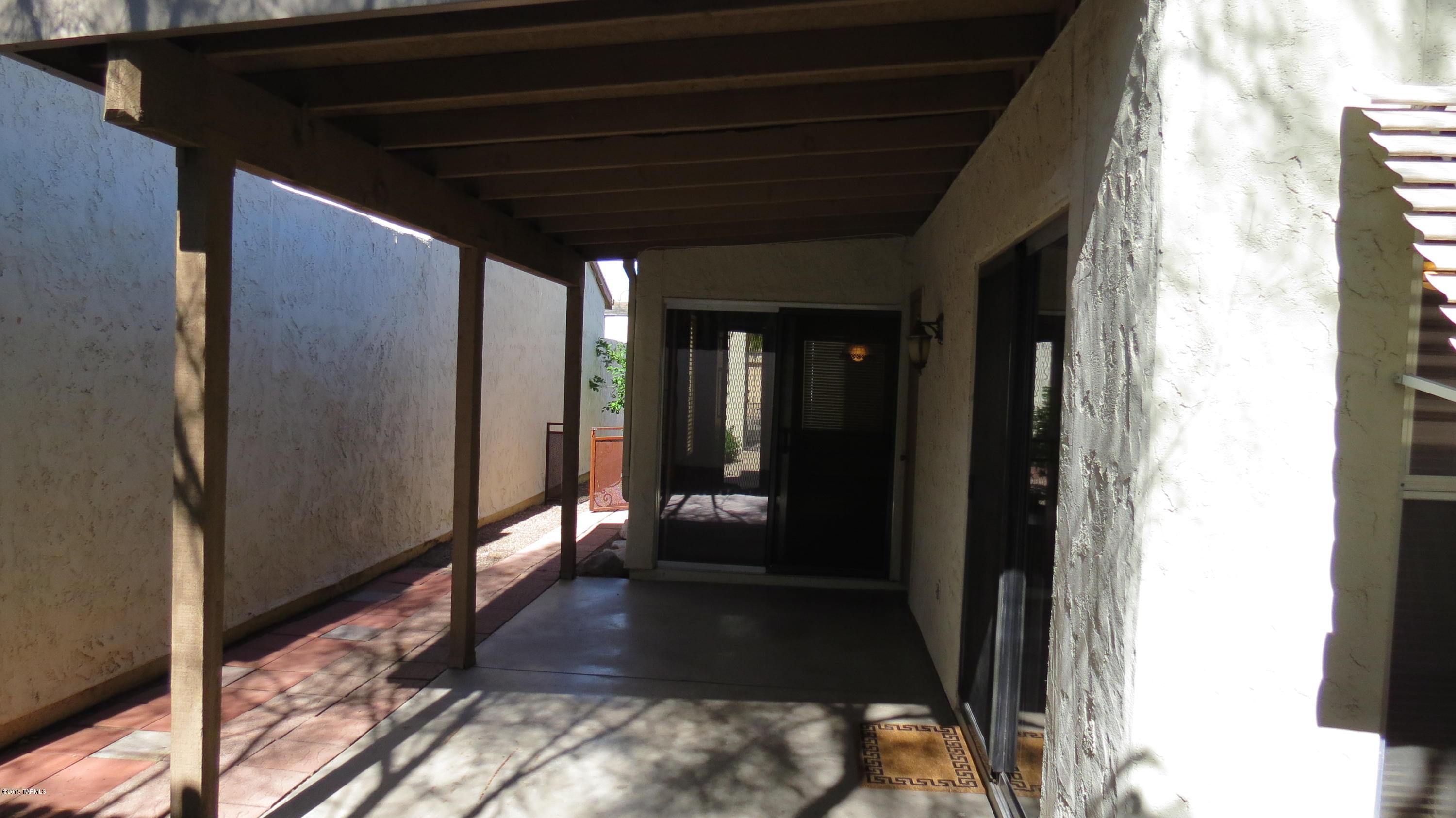 Saddlewood Villas (1-102) - Residential