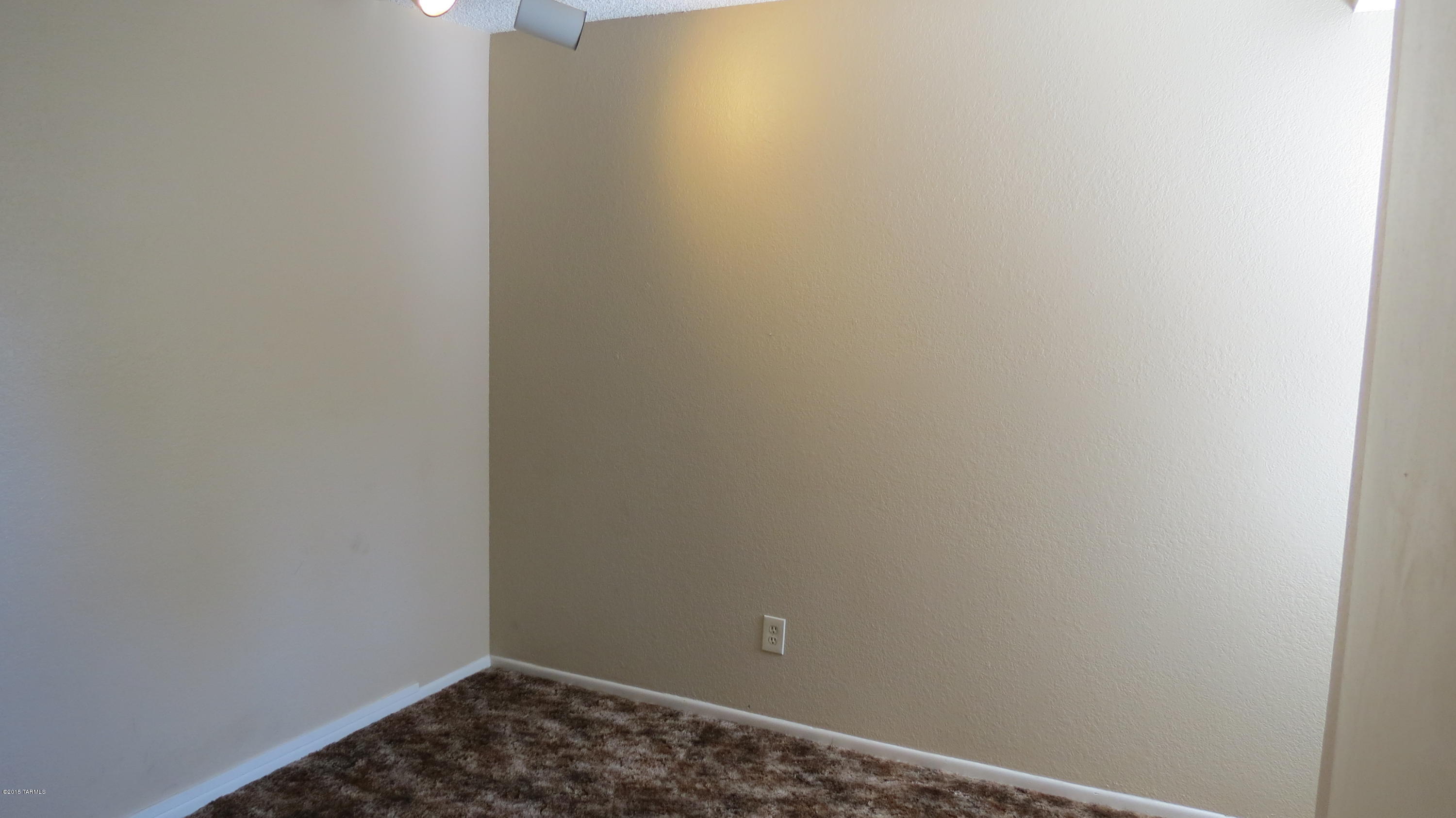 Saddlewood Villas (1-102) - Residential