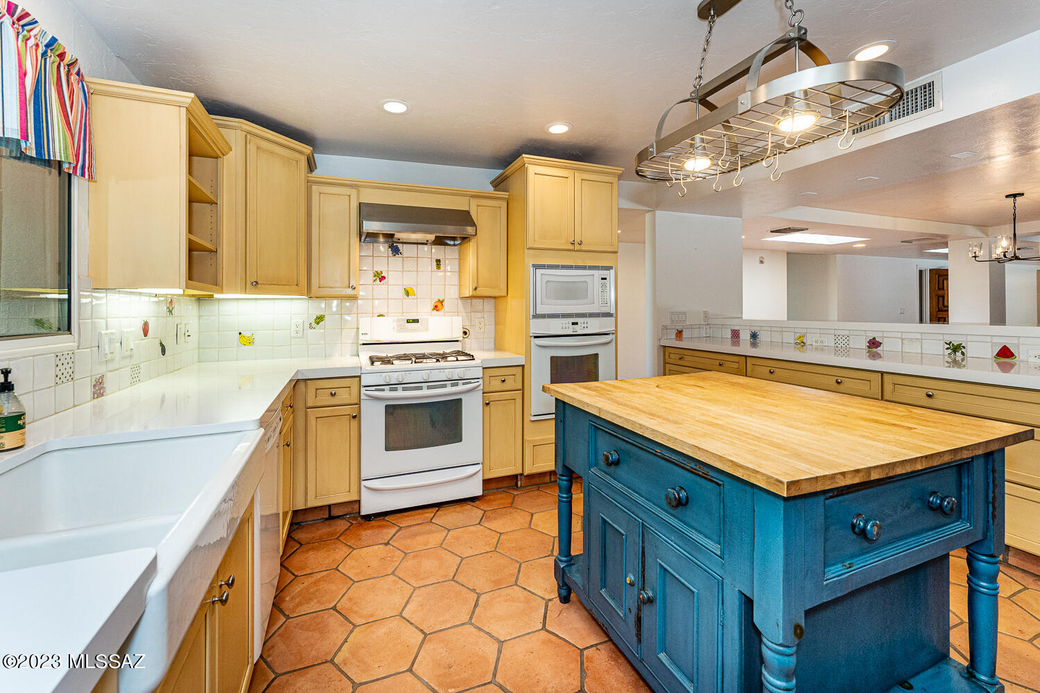 Catalina Foothills Estates NO. 5 - Residential