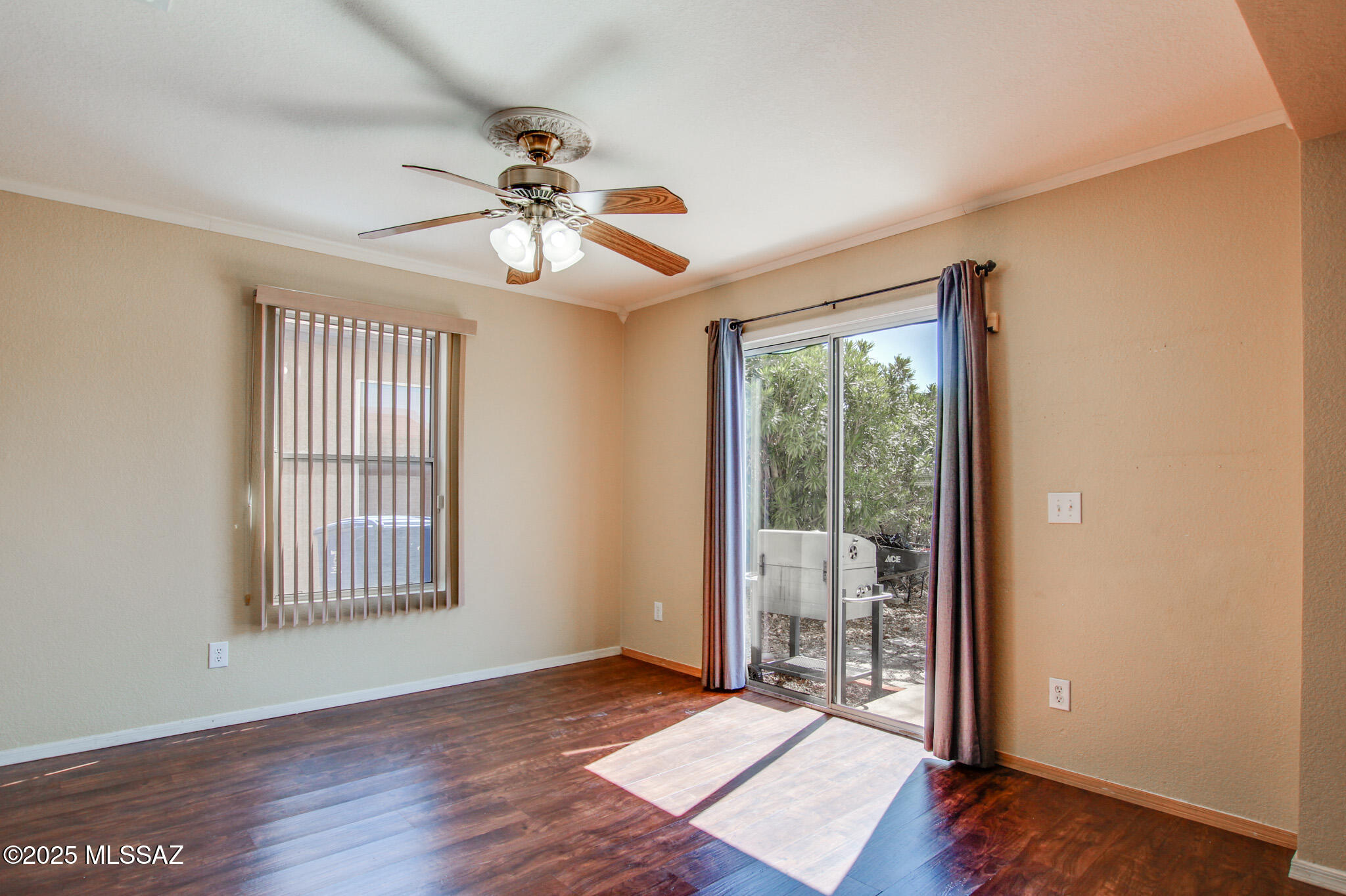 Tierra Vista Phase I (99-285,299-309,372-383) - Residential