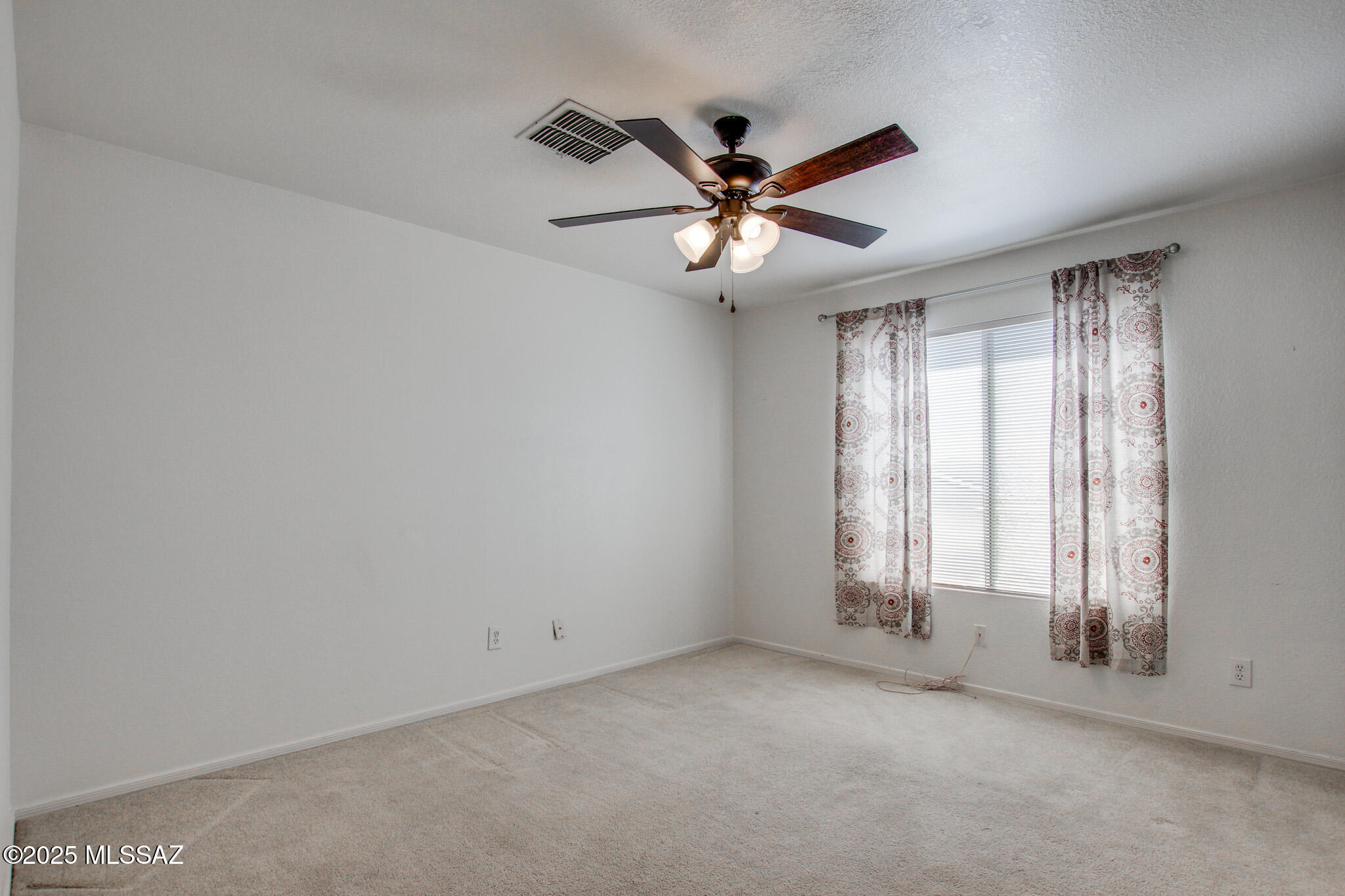 Tierra Vista Phase I (99-285,299-309,372-383) - Residential