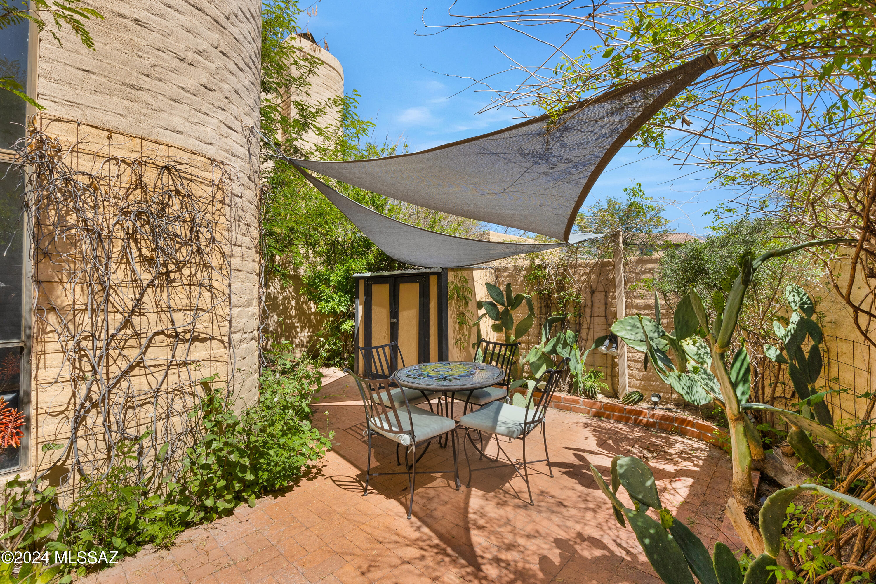 Tucson Racquet Club Twnhms. (1-56) - Residential