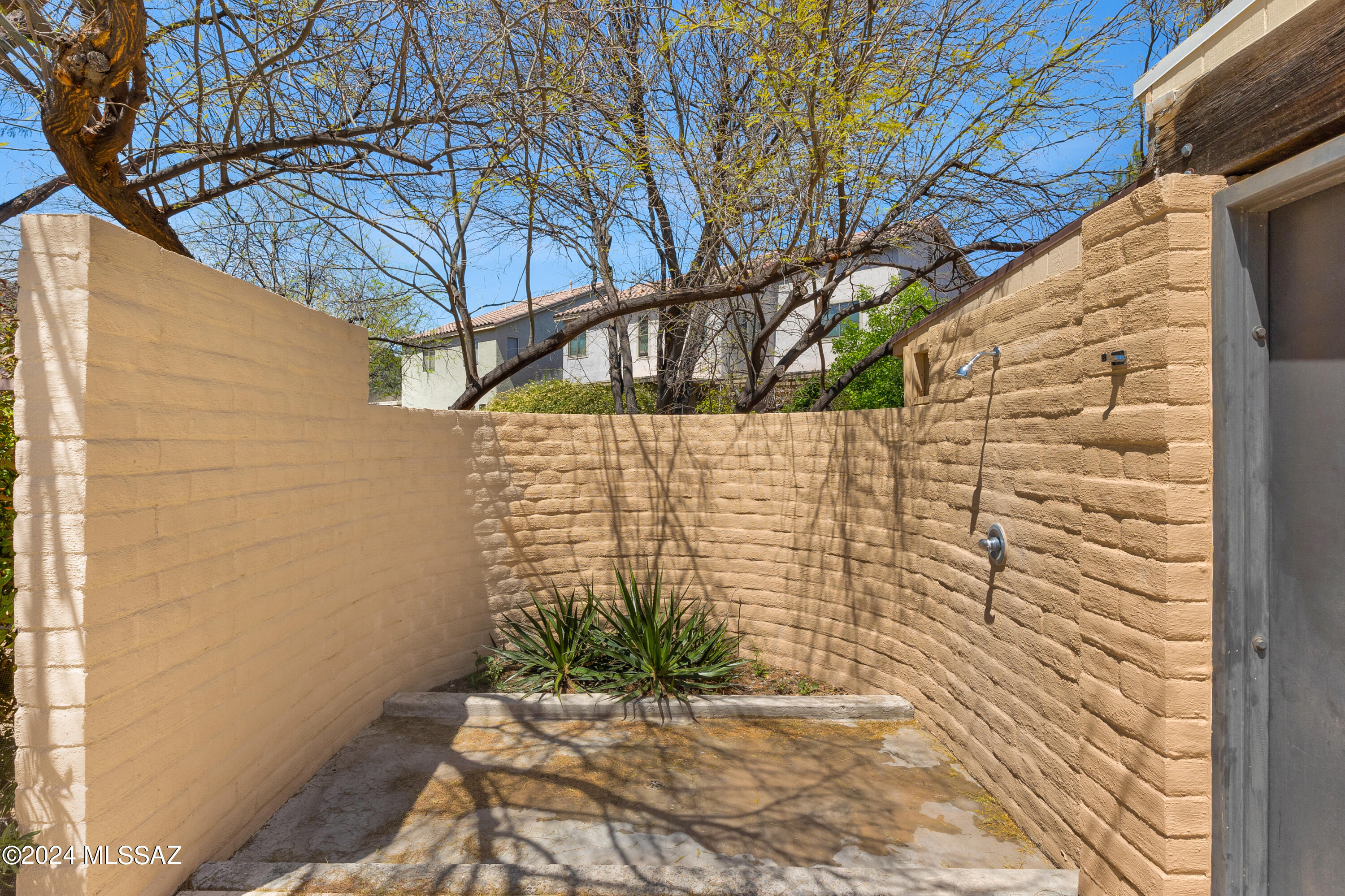Tucson Racquet Club Twnhms. (1-56) - Residential