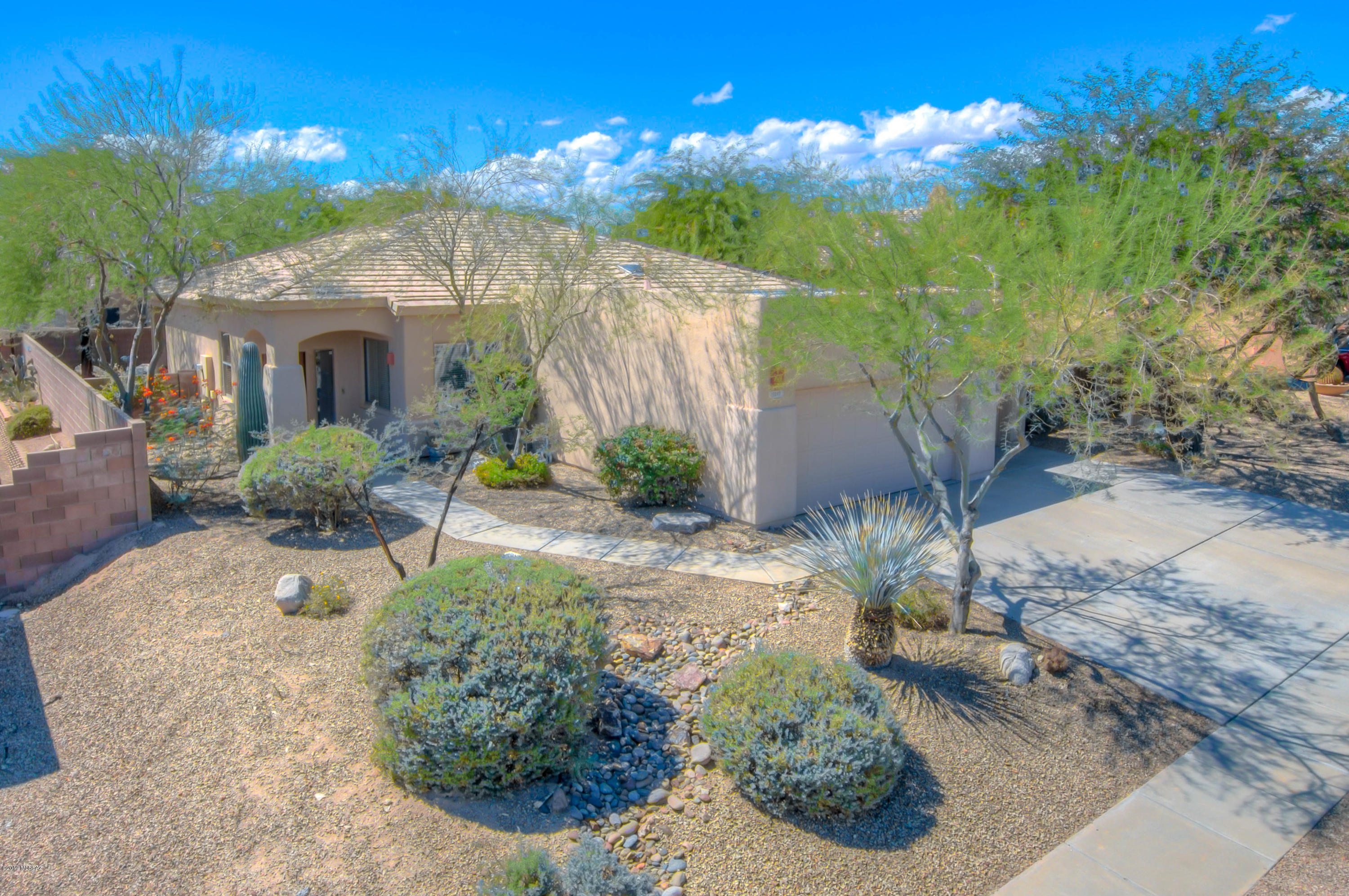 Bluffs At Dove Mountain (1-122) - Residential