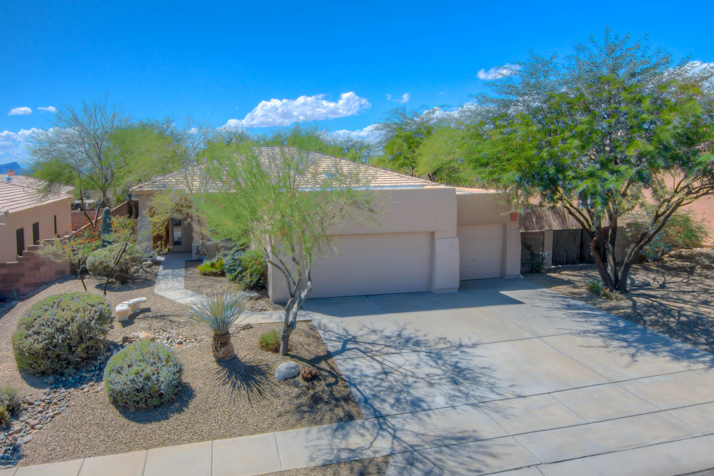 Bluffs At Dove Mountain (1-122) - Residential