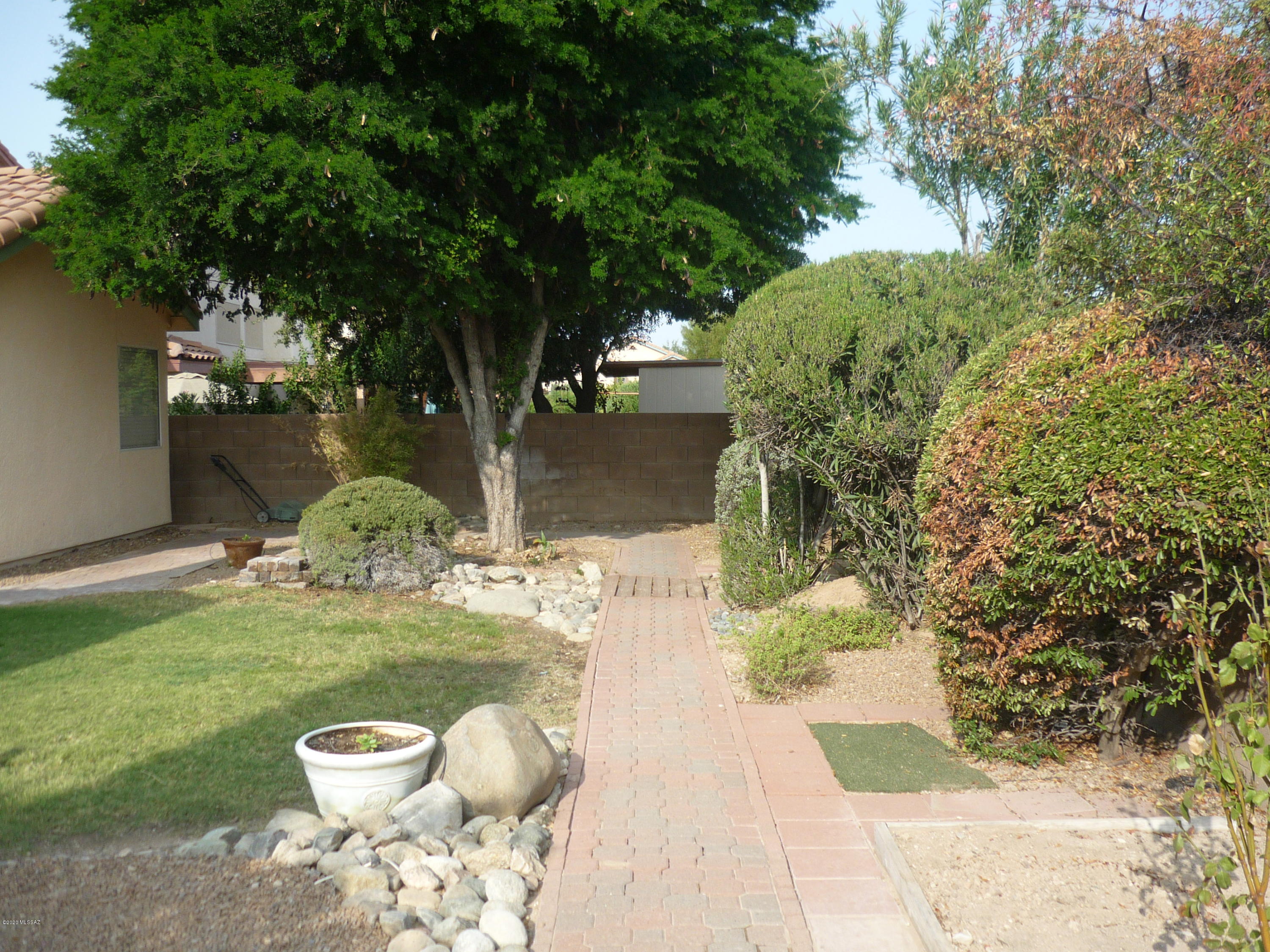 Pima Ridge (1-62) - Residential Lease