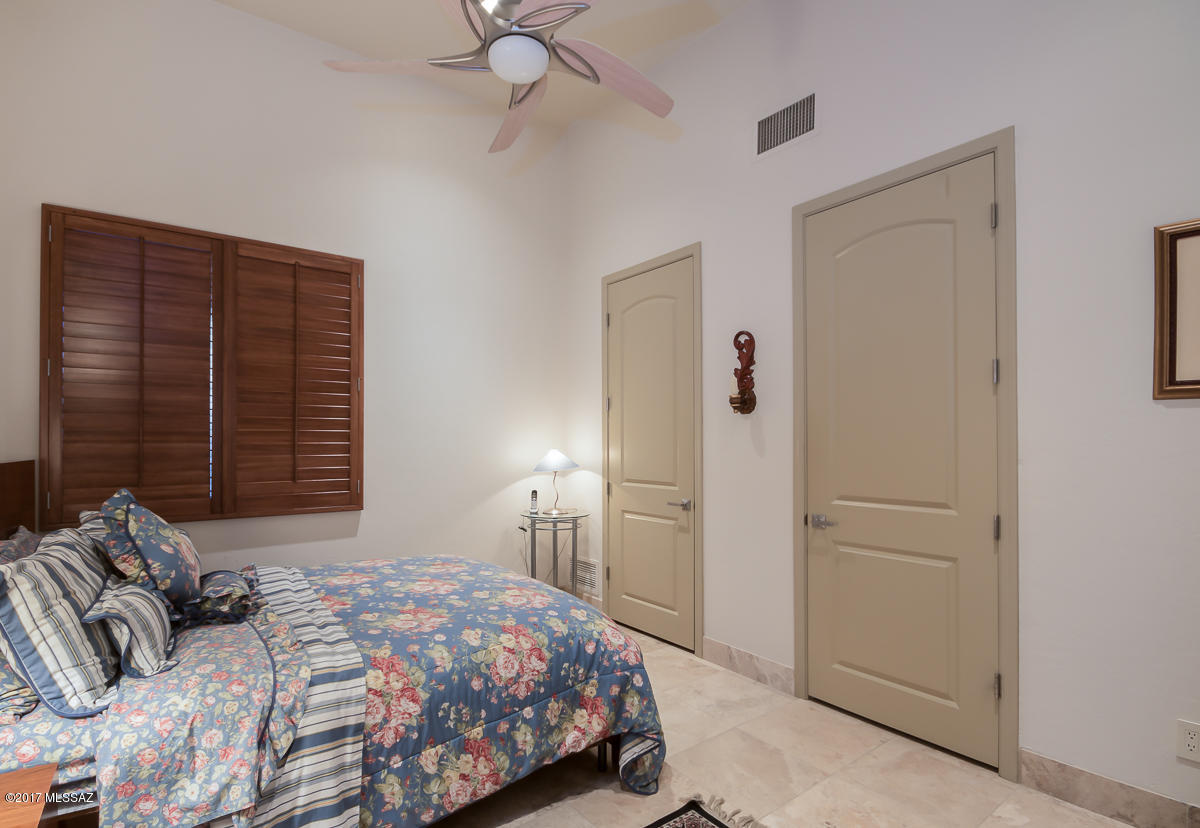 Sabino Mountain (1-290) - Residential