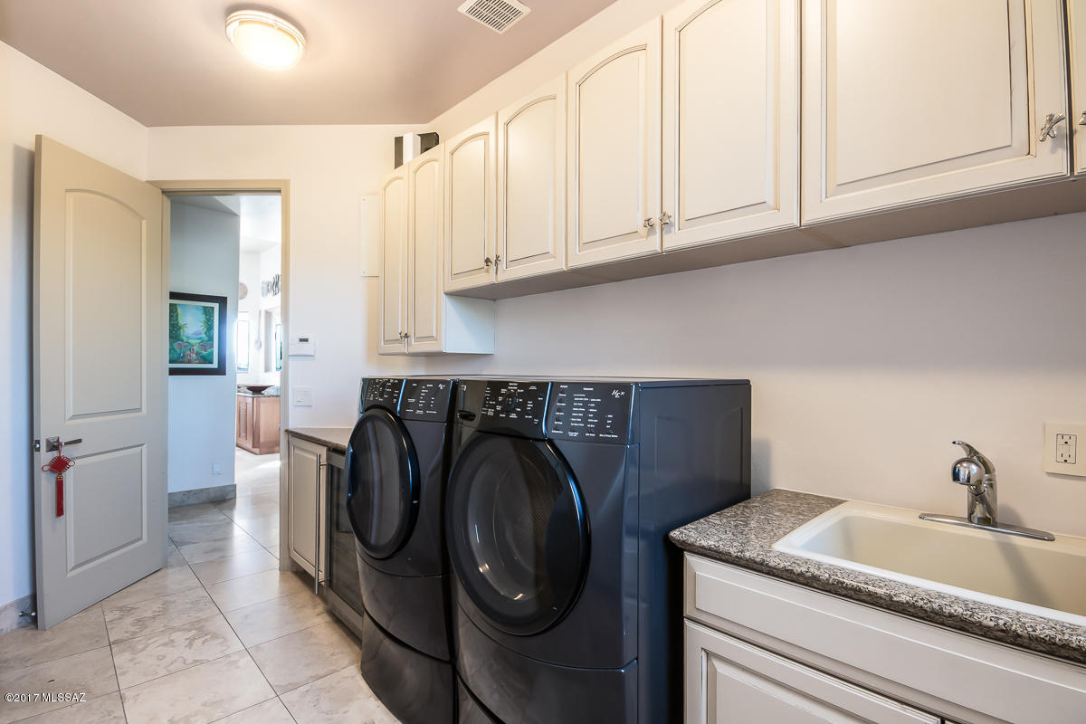 Sabino Mountain (1-290) - Residential