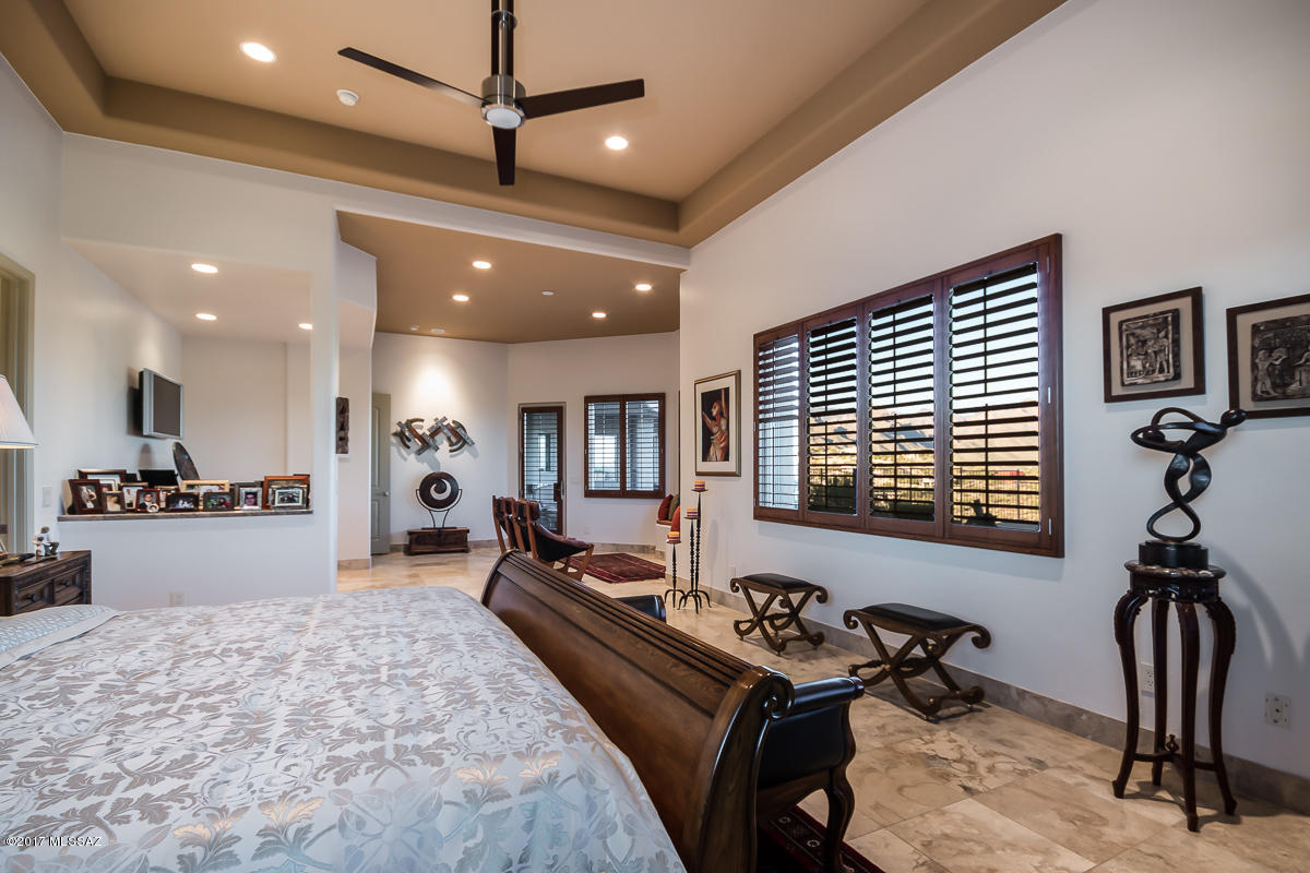 Sabino Mountain (1-290) - Residential