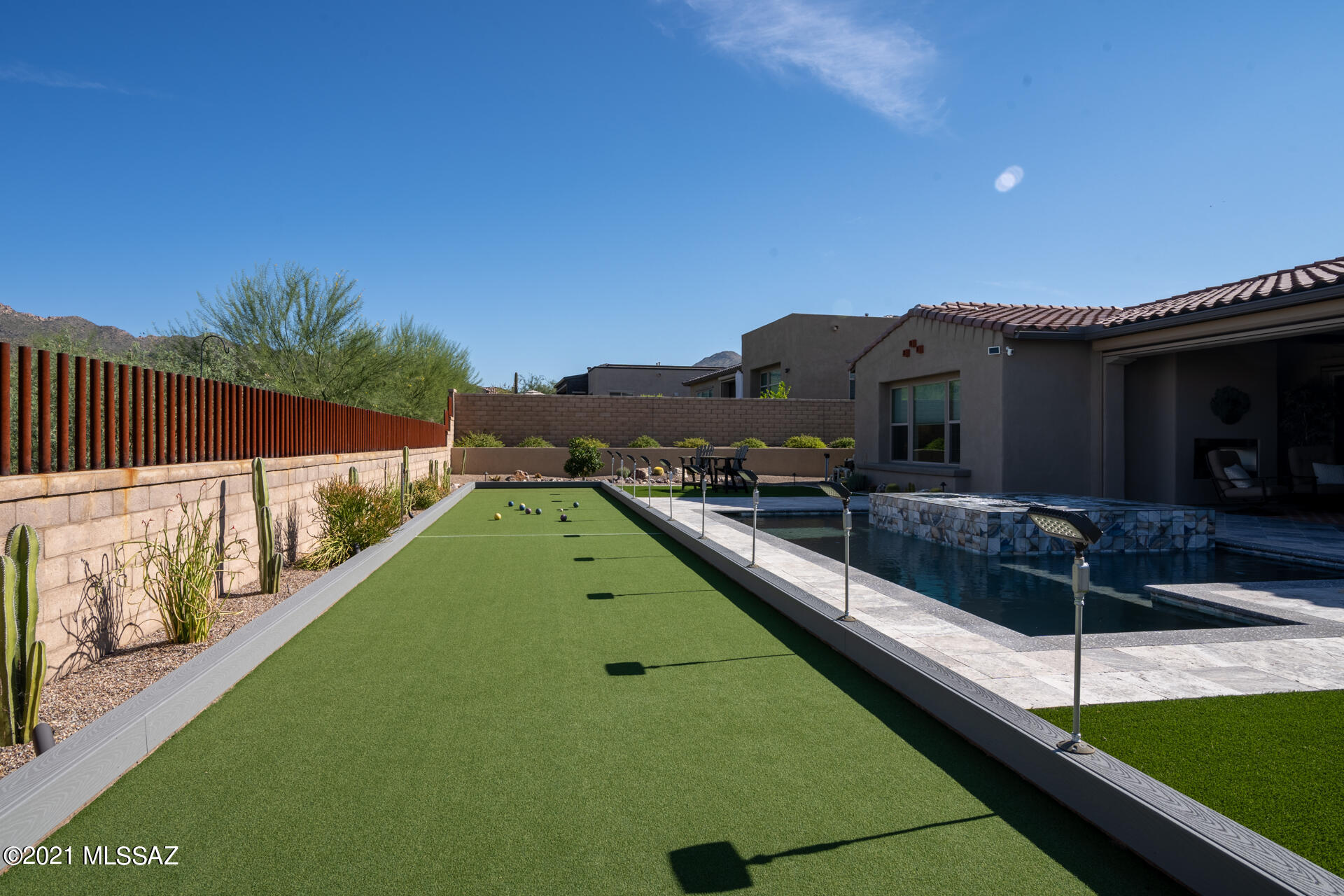 Los Saguaros At Dove Mountain SQ20121640199 - Residential
