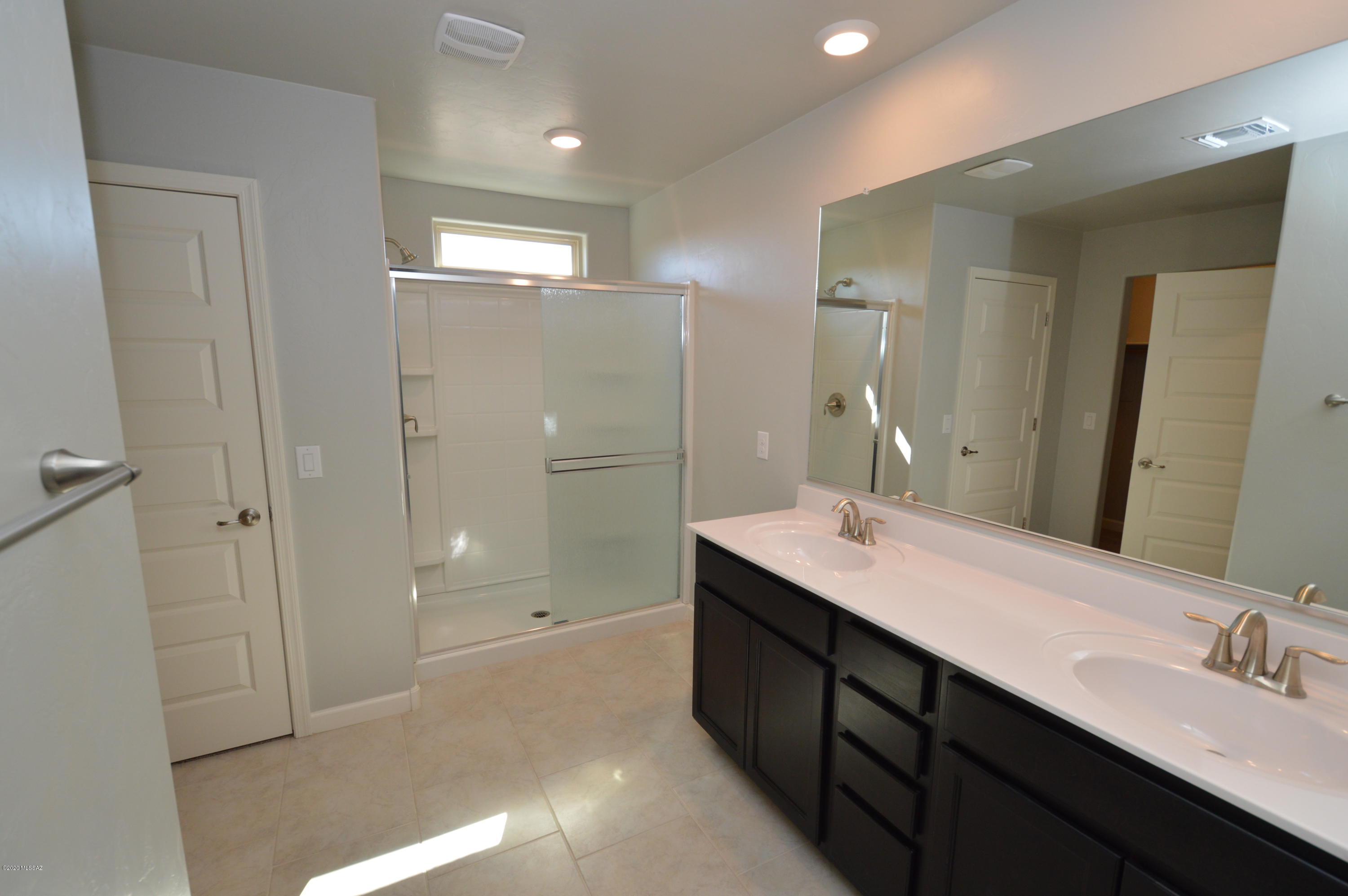 Silverbell Crossings SQ20131720884 - Residential Lease