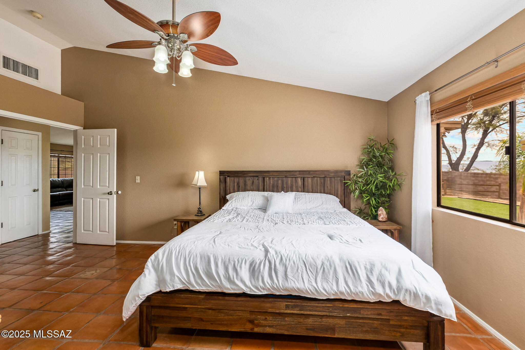 Linda Vista Terrace(1-102) - Residential