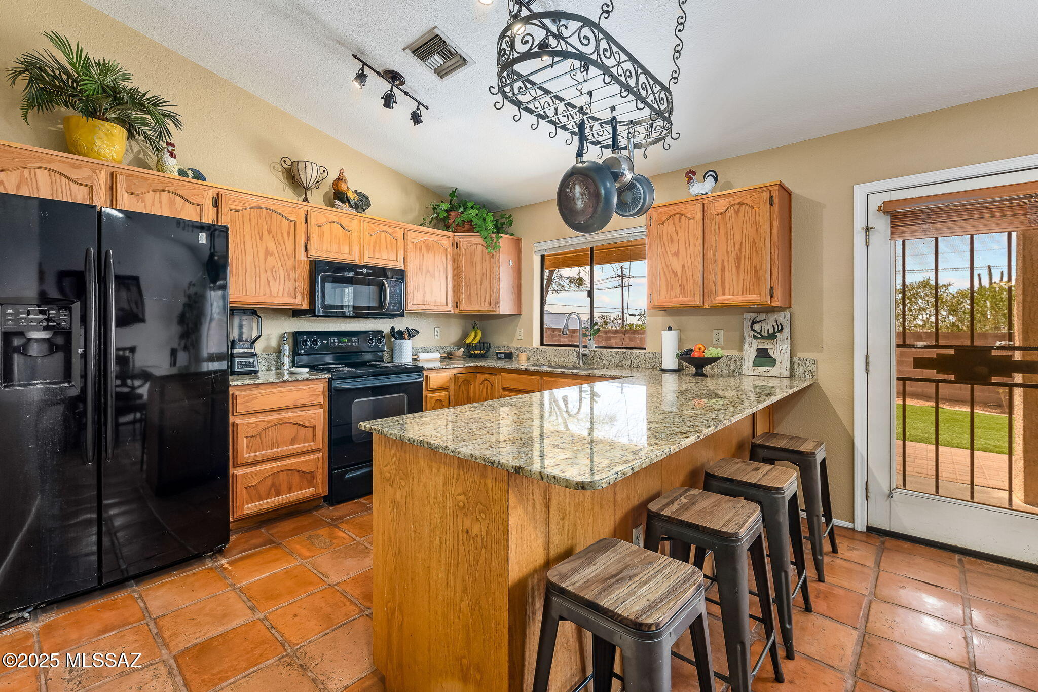 Linda Vista Terrace(1-102) - Residential