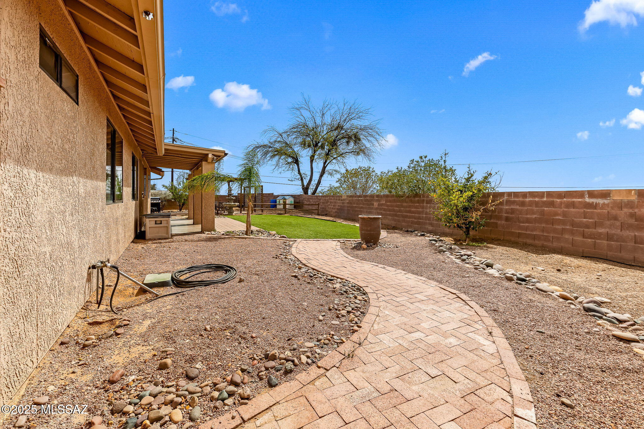 Linda Vista Terrace(1-102) - Residential