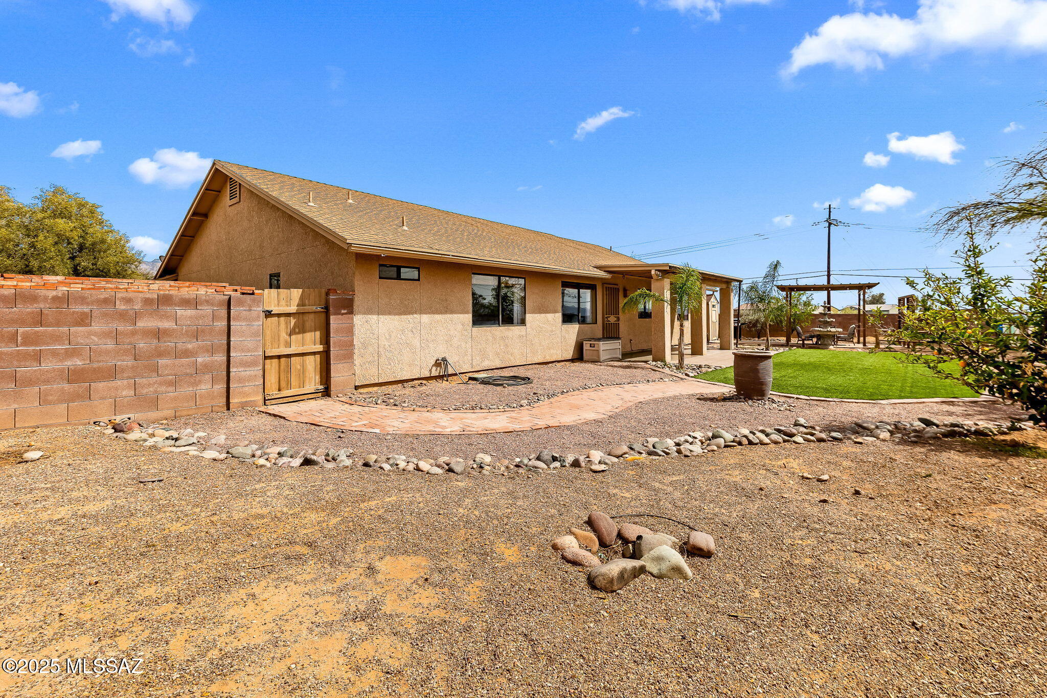 Linda Vista Terrace(1-102) - Residential