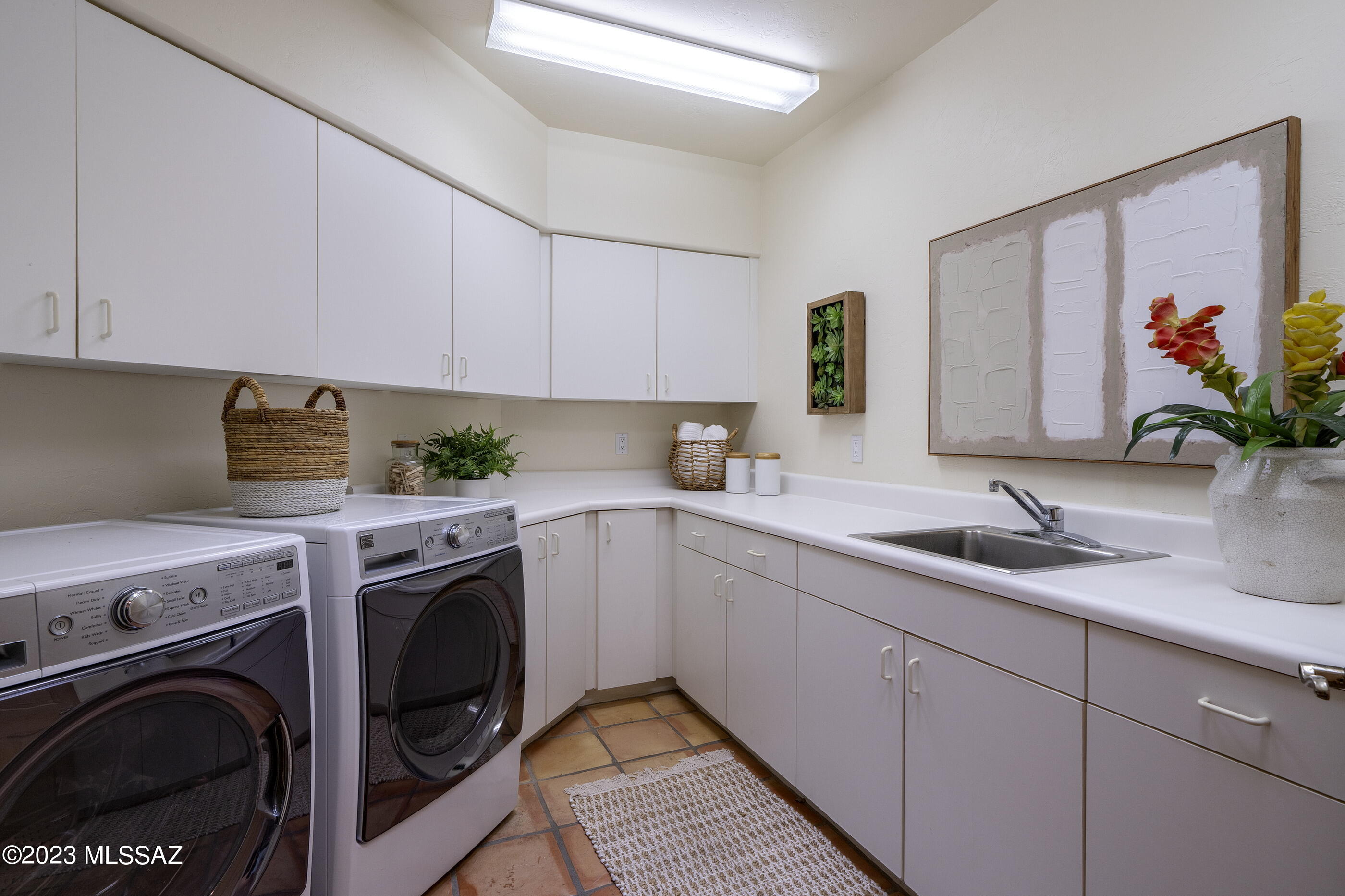 Colonia Del Sol (1-20) - Residential