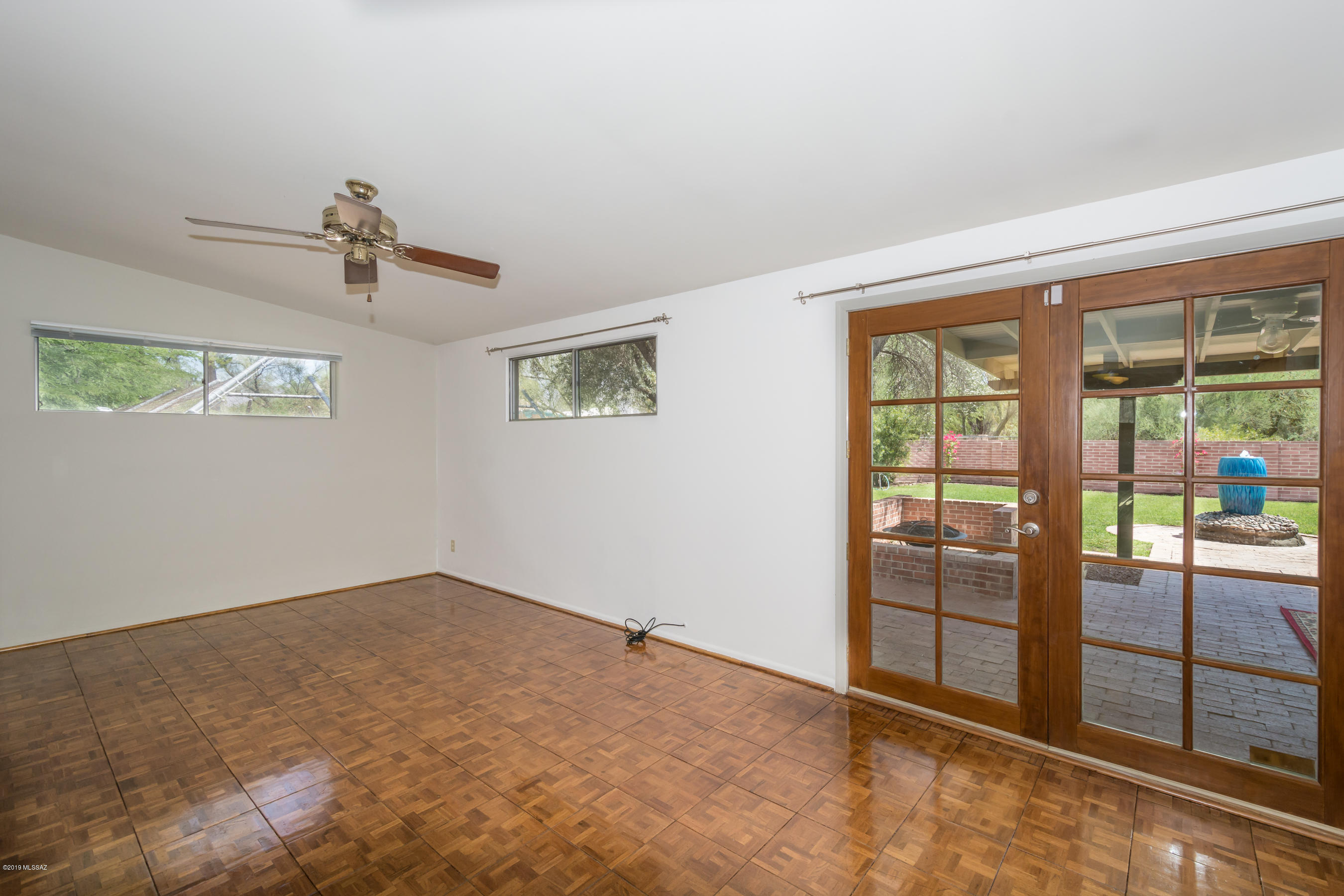 Indian Ridge Terrace (1-32) - Residential