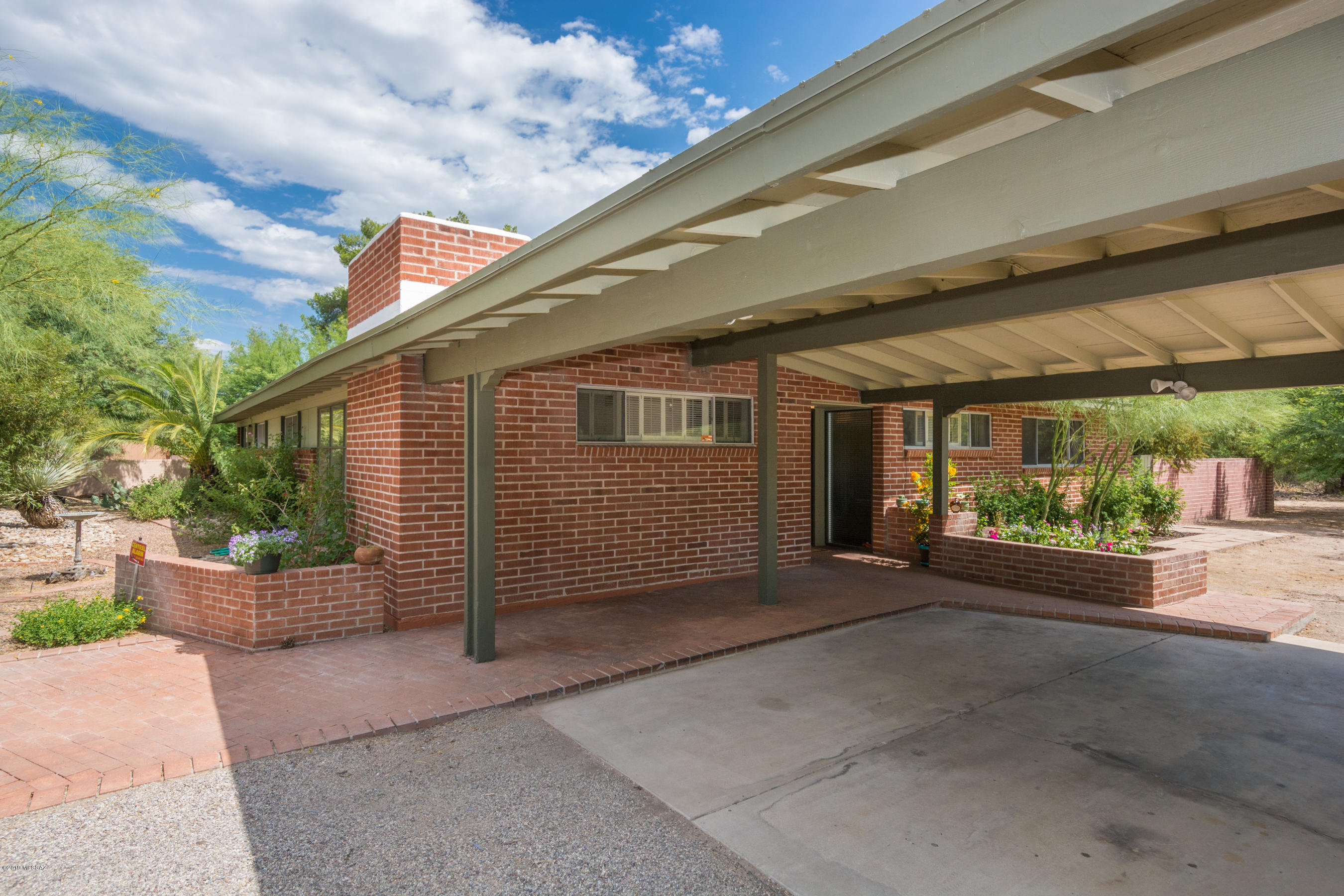 Indian Ridge Terrace (1-32) - Residential