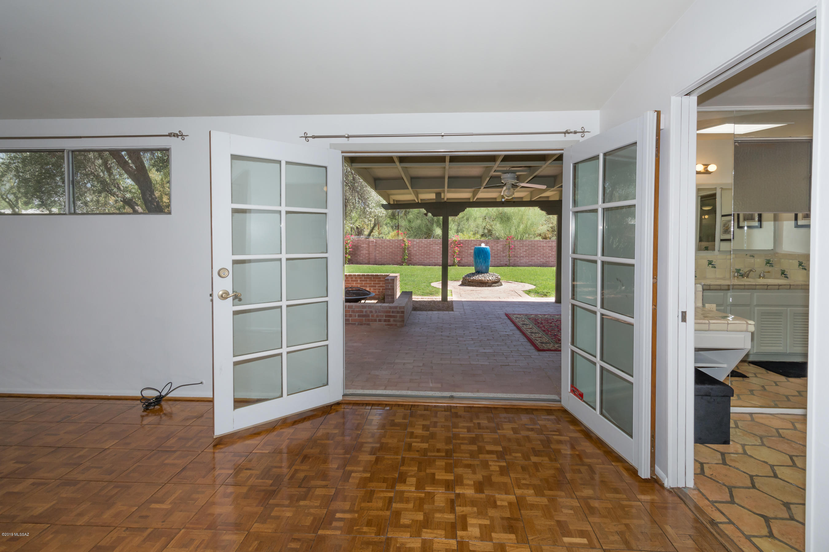 Indian Ridge Terrace (1-32) - Residential