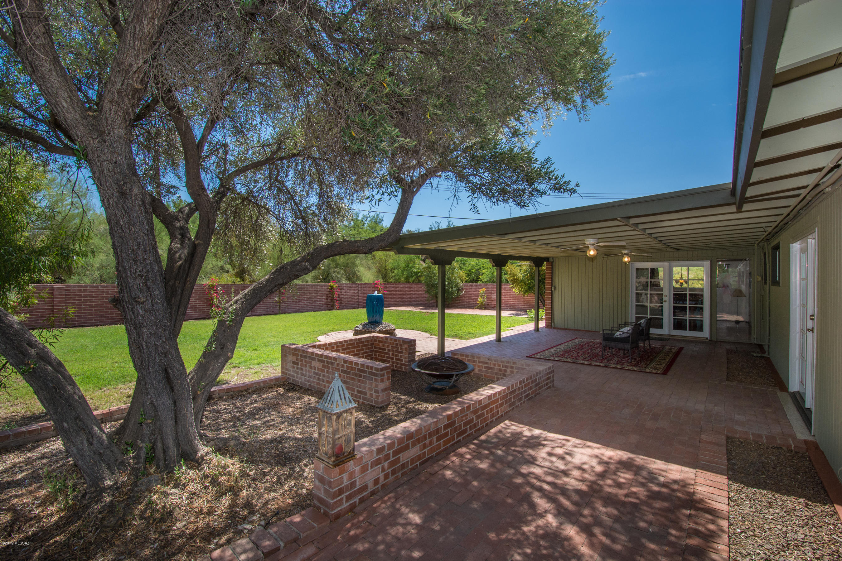 Indian Ridge Terrace (1-32) - Residential