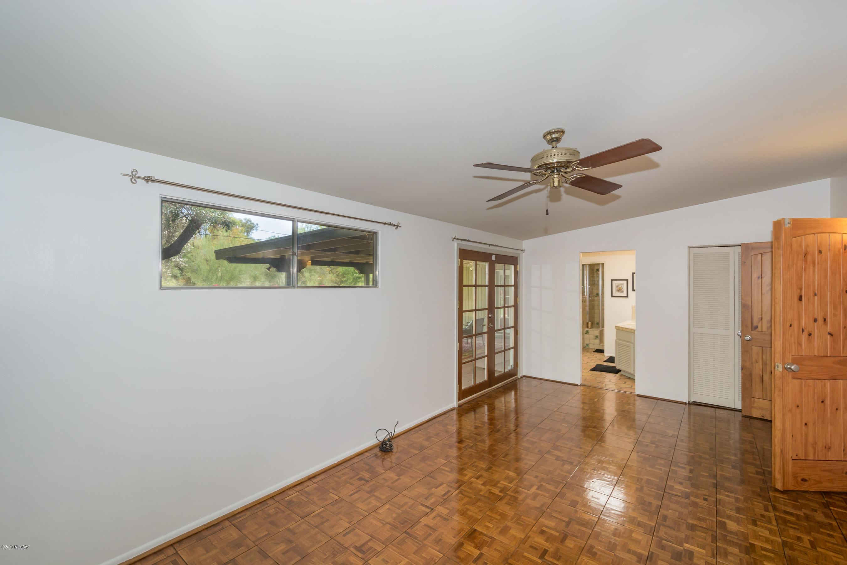Indian Ridge Terrace (1-32) - Residential