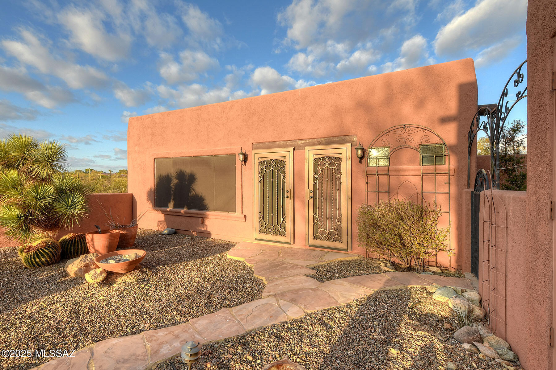 Solar Del Viejo (1-81) - Residential