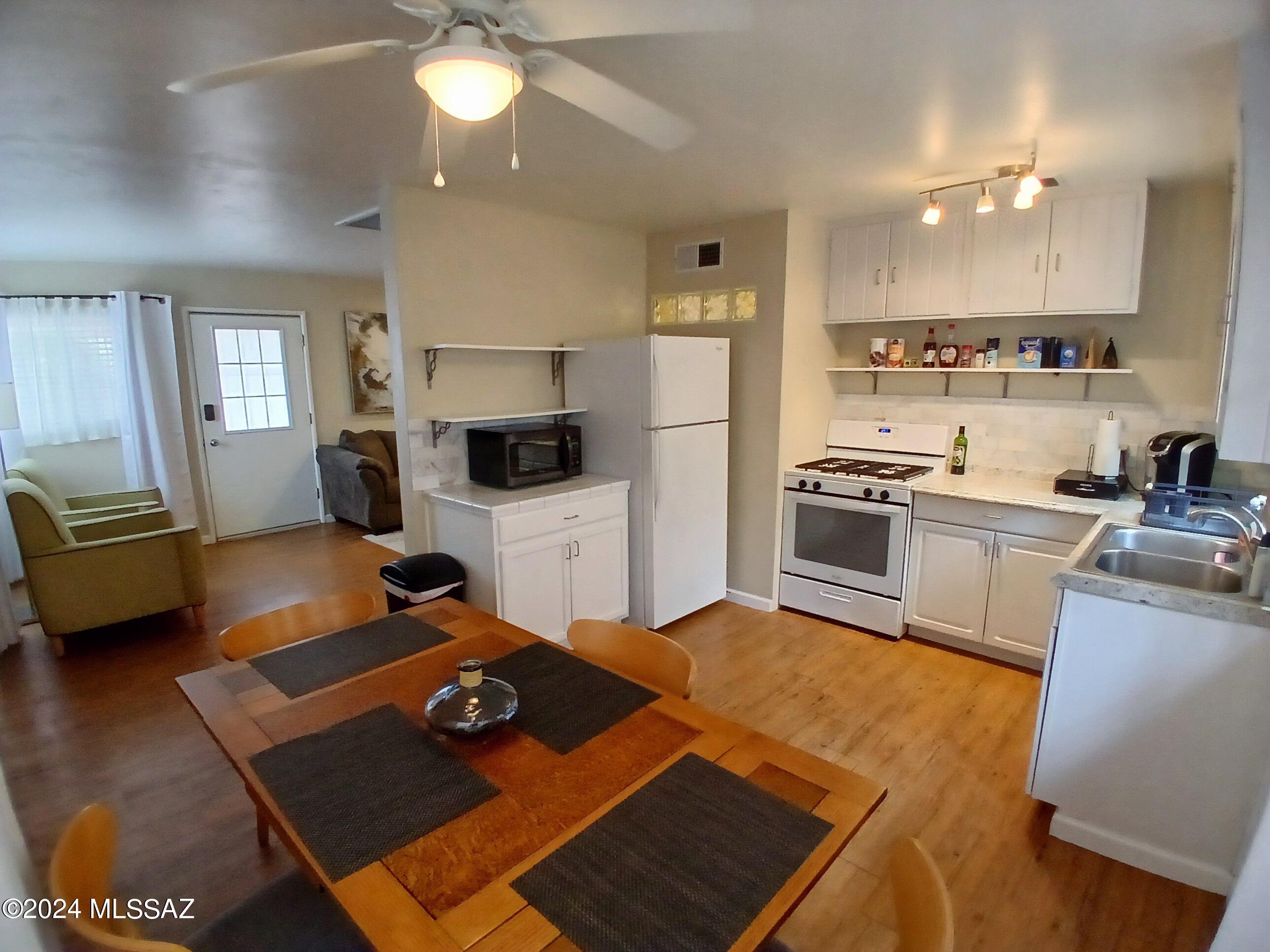 Encanto Park - Residential Income