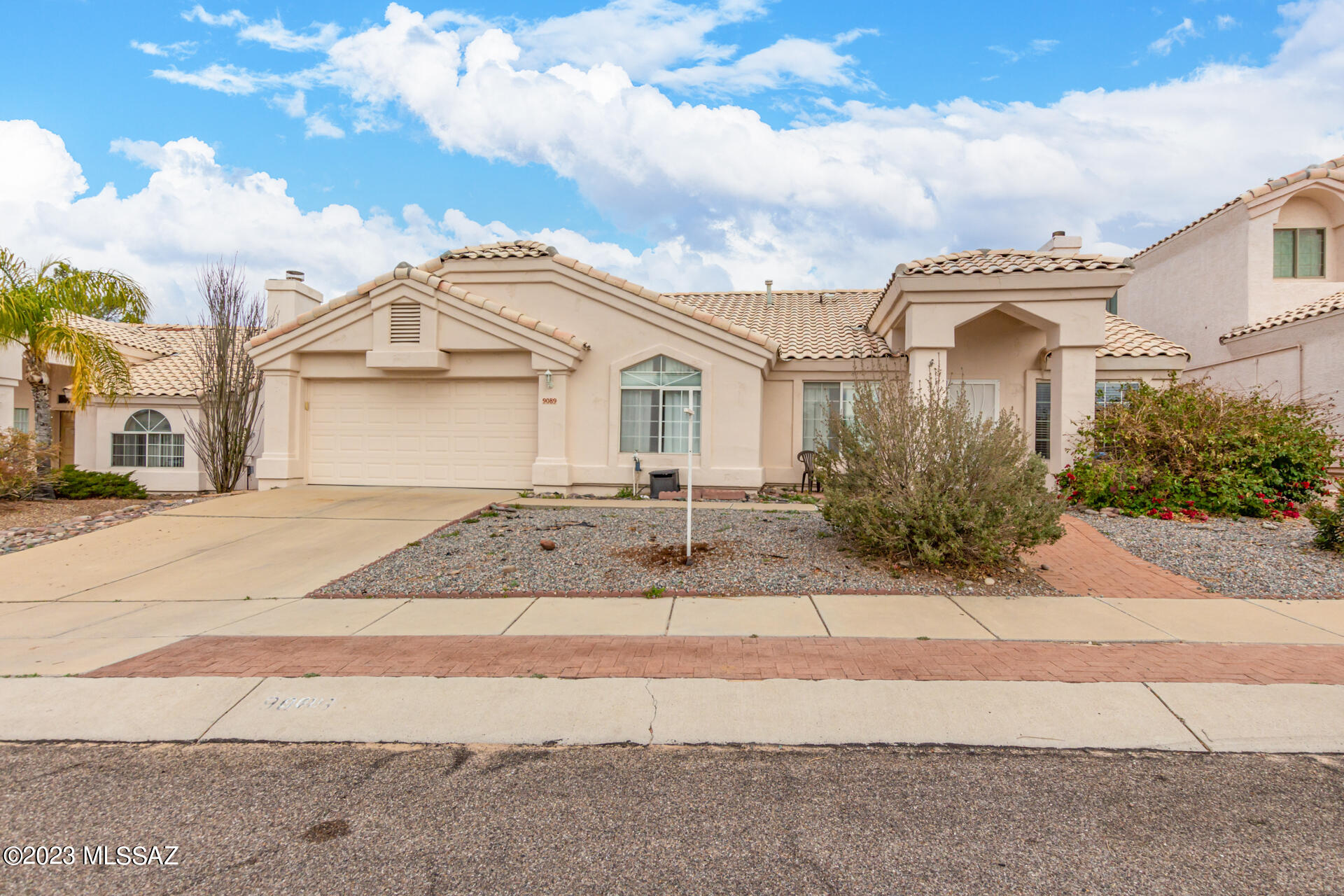 Fantastic opportunity to own this lovely 4-bed,2-bath residence in Countryside Terrace! Discover a free-flowing open layout featuring vaulted ceilings, wood-look flooring, backyard access, bay window, & an inviting fireplace. The impeccable kitchen offers plenty of cabinet space, a walk-in pantry, matching appliances, & a center island complete w/ a breakfast bar. Relax after a busy day in the main bedroom highlighting soft carpet, a walk-in closet, & a barn door leading to the private bathroom w/ dual sinks & a separate tub. Enjoy quiet afternoons in the backyard showcasing a full-length covered patio & beautiful views of the blue sky. Amazing location a few minutes away from schools, parks, & the community center. What are you waiting for? Don't miss out on this rare gem!