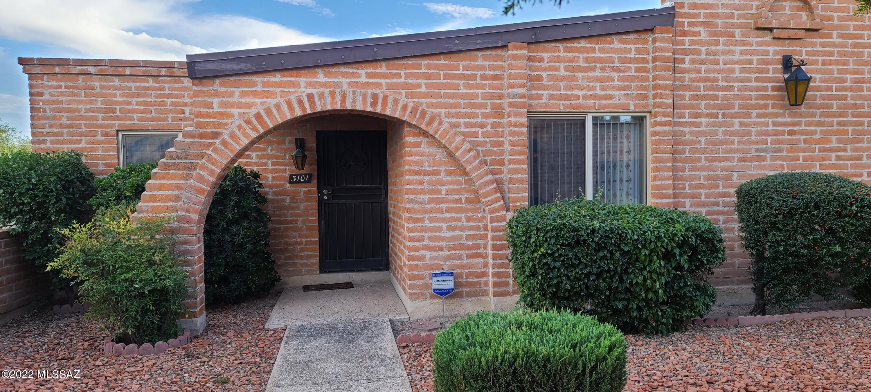 Spanish Village Th - Residential