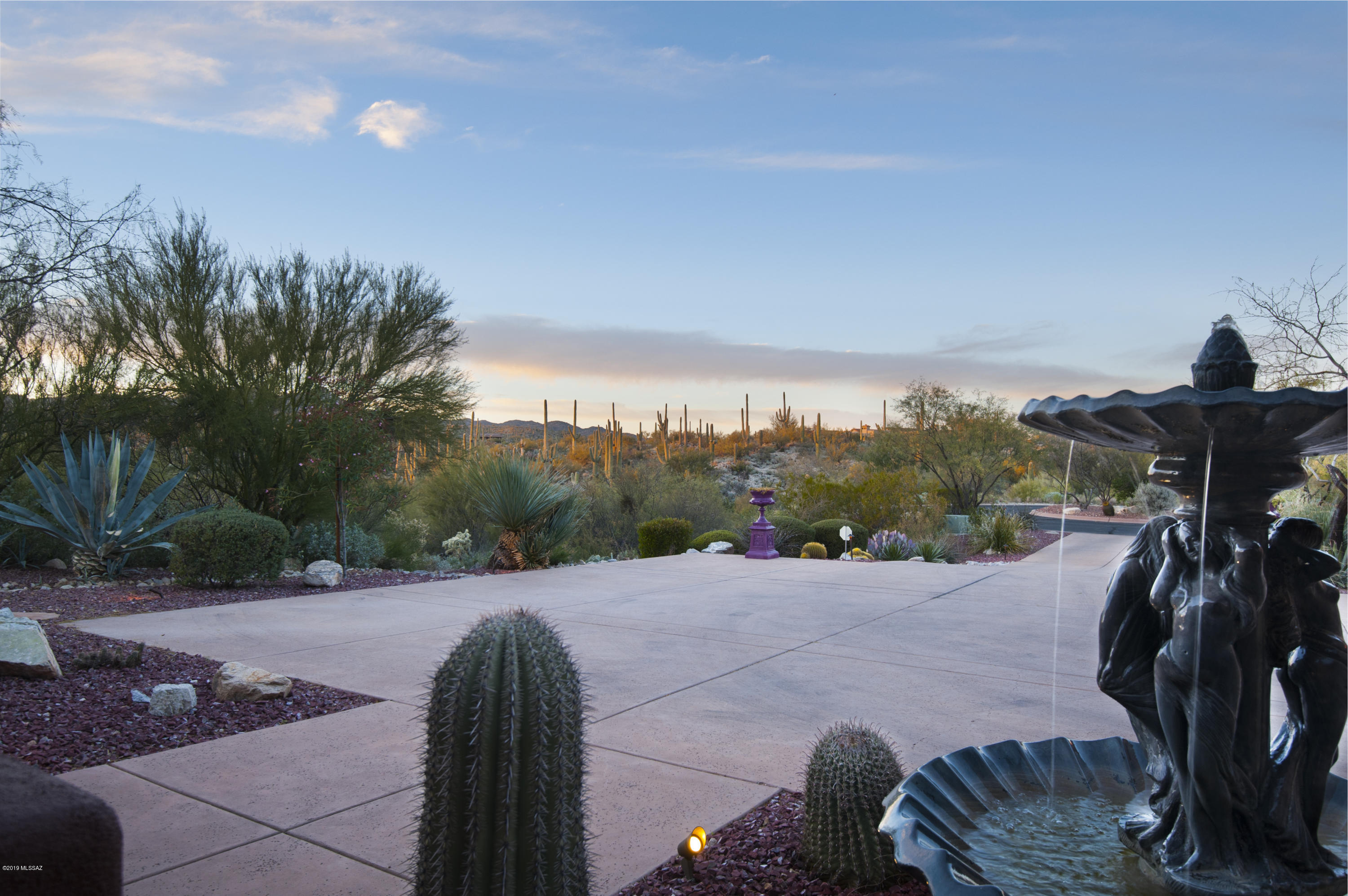 Honey Bee Ridge(The Estates At) - Residential