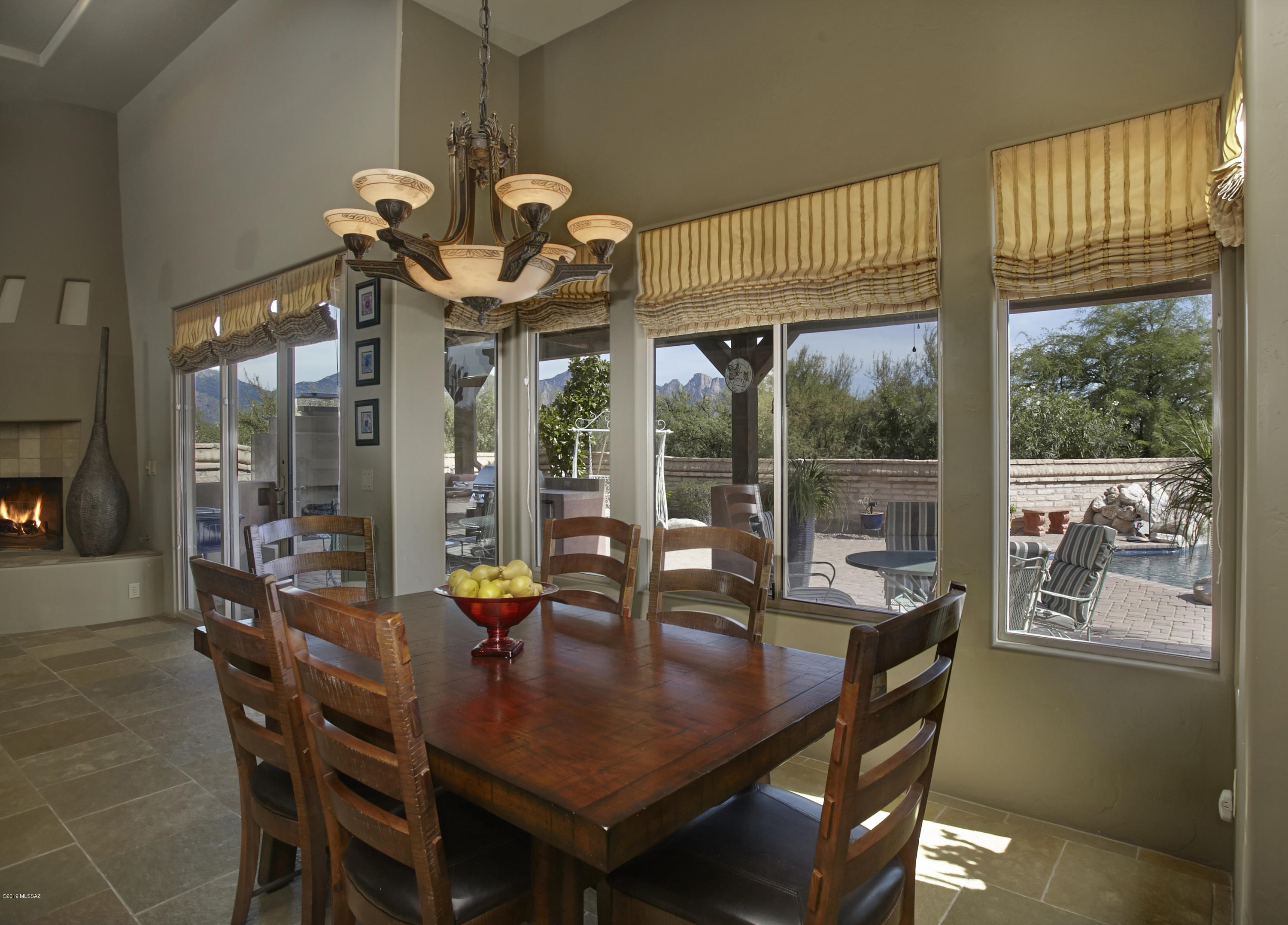 Honey Bee Ridge(The Estates At) - Residential