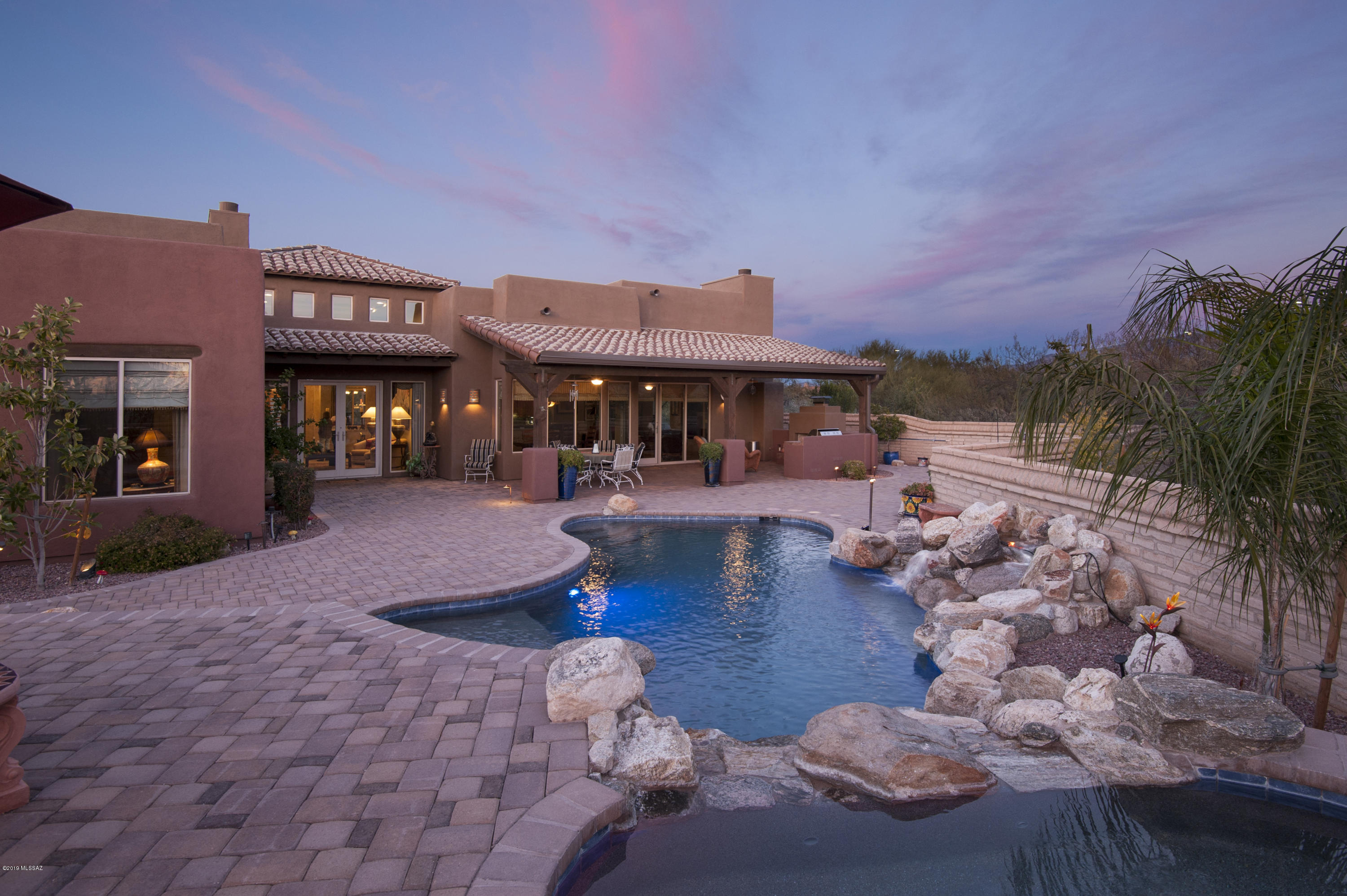 Honey Bee Ridge(The Estates At) - Residential