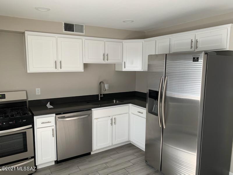 Rieckers Addition - Residential Lease