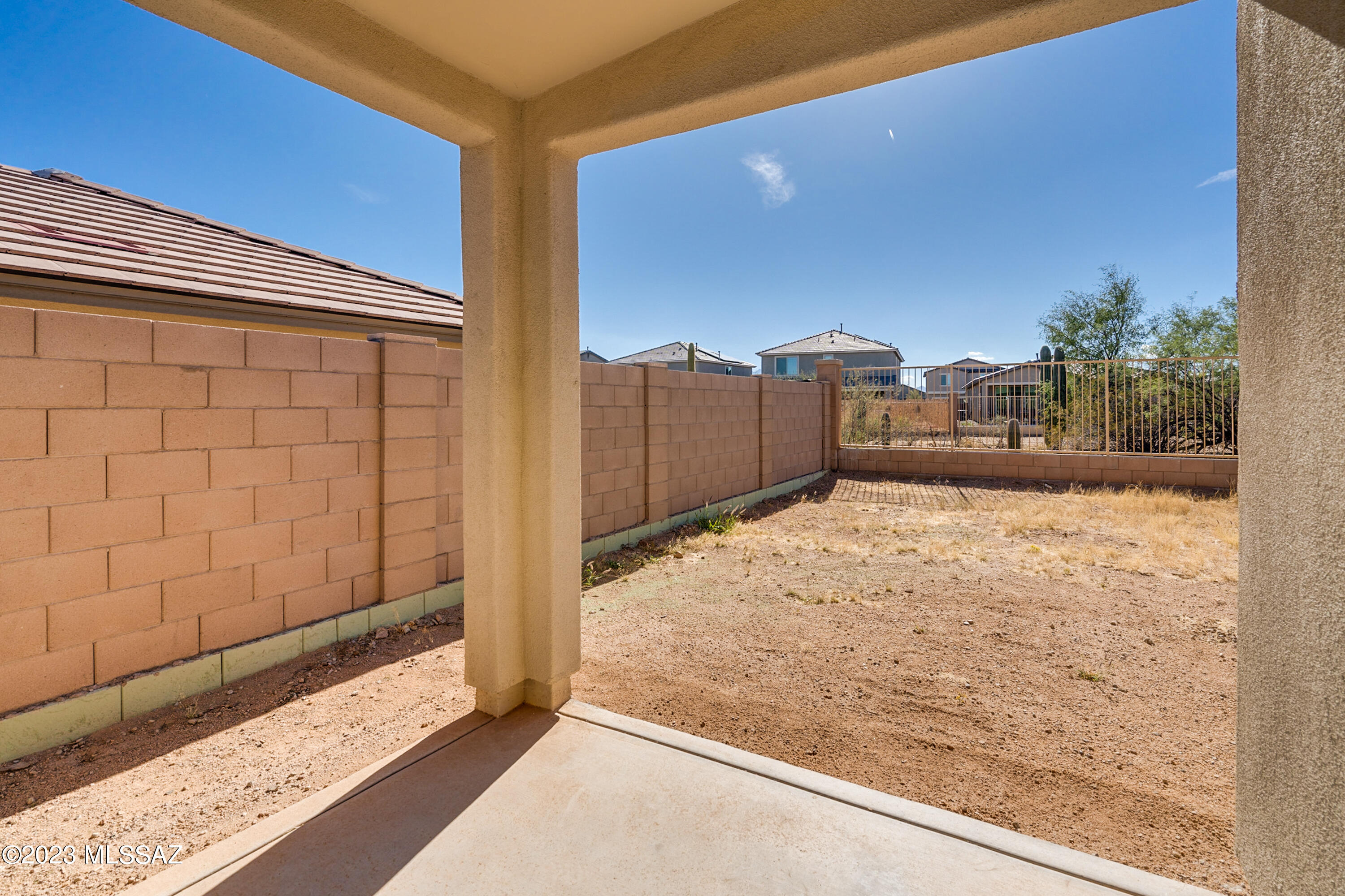 Entrada Del Rio - Residential