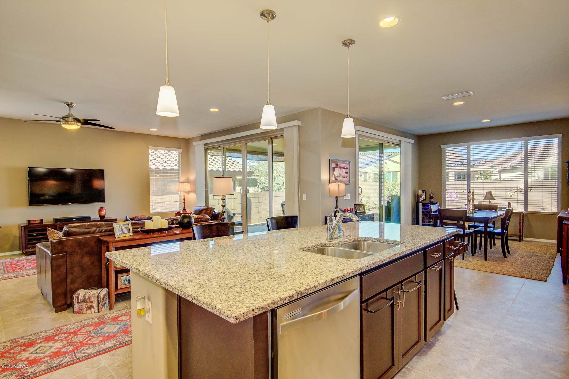 Del Webb At Dove Mountain SQ20131930189 - Residential