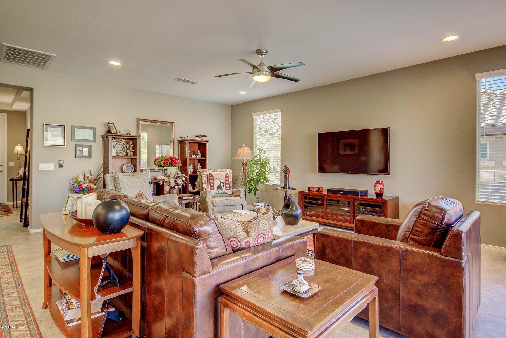 Del Webb At Dove Mountain SQ20131930189 - Residential