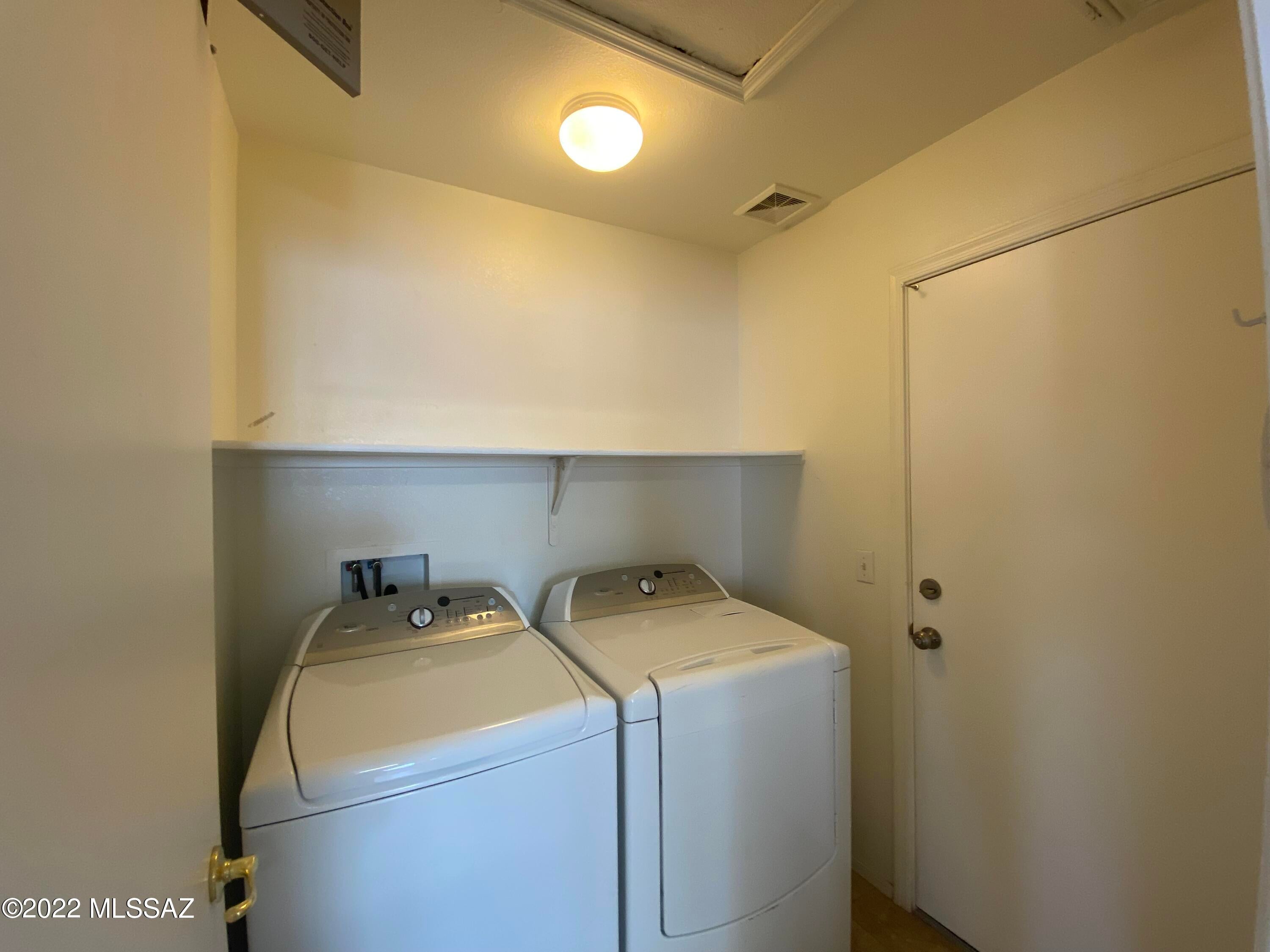 Presidios at Rancho Sahuarita (1-927) - Residential Lease