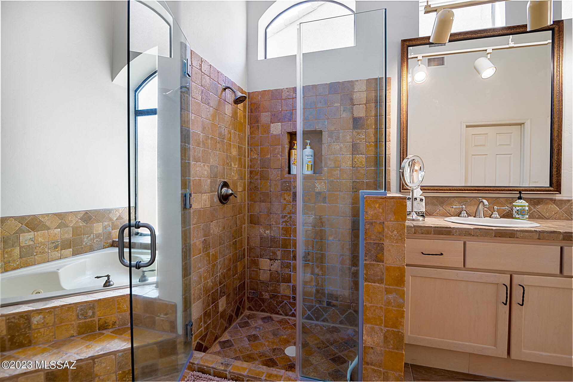 Ventana Canyon Golf Villas - Residential