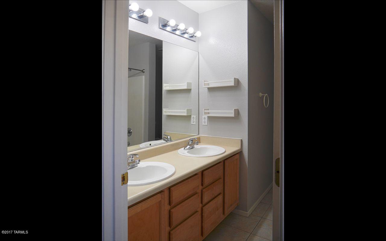 Presidio De Las Montanas - Residential