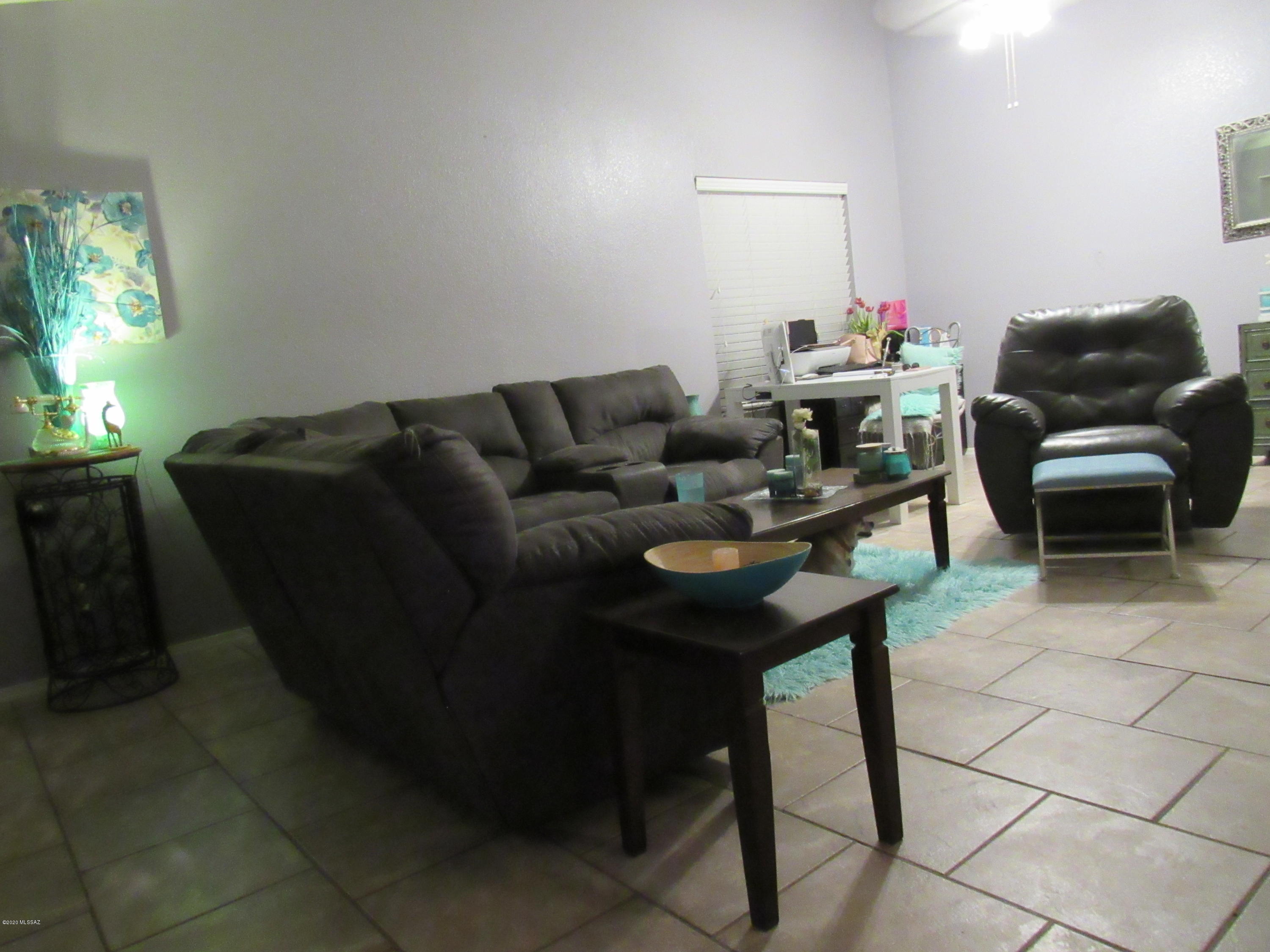 Colonias La Canada (1-82) - Residential