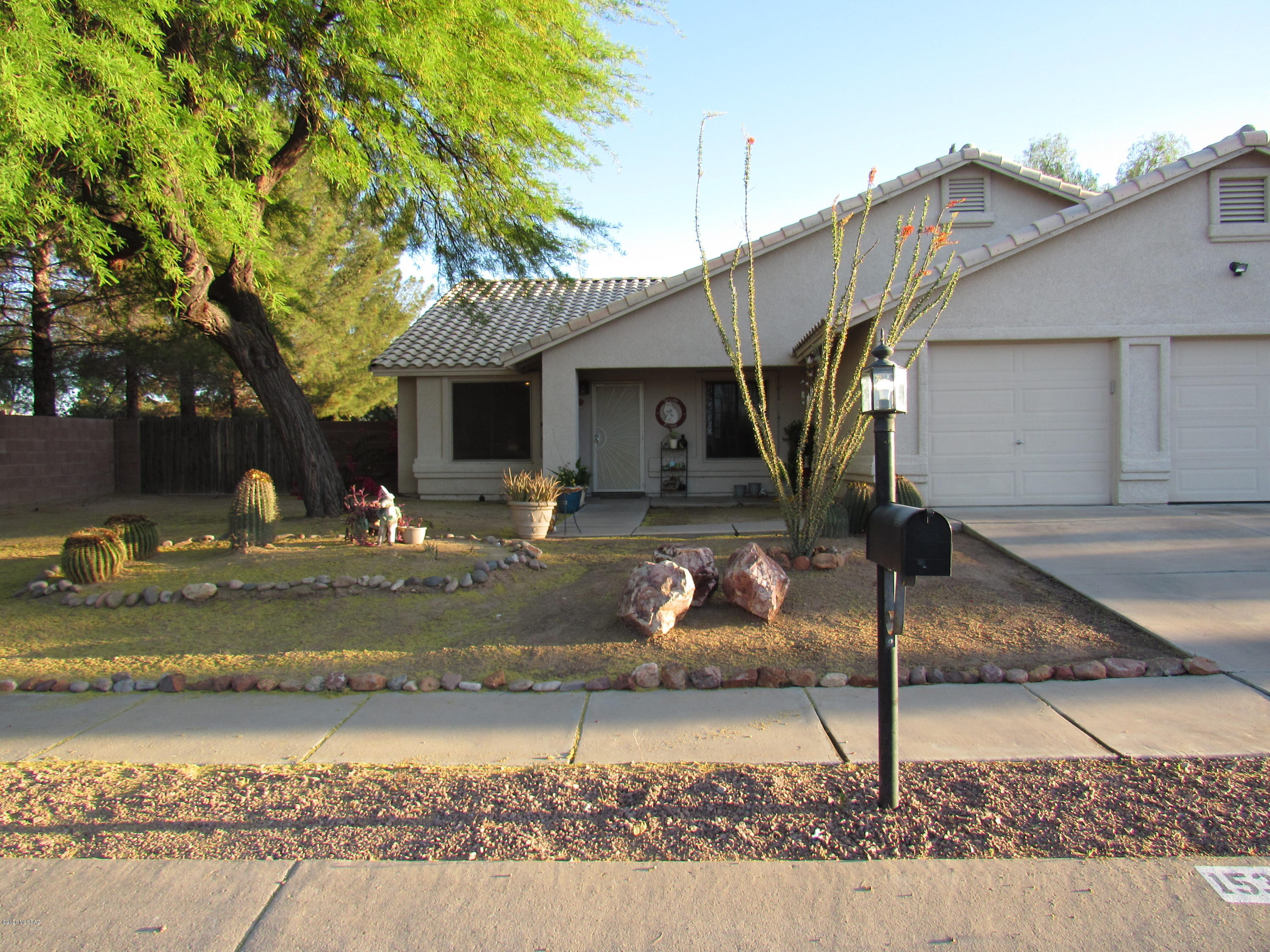 Colonias La Canada (1-82) - Residential
