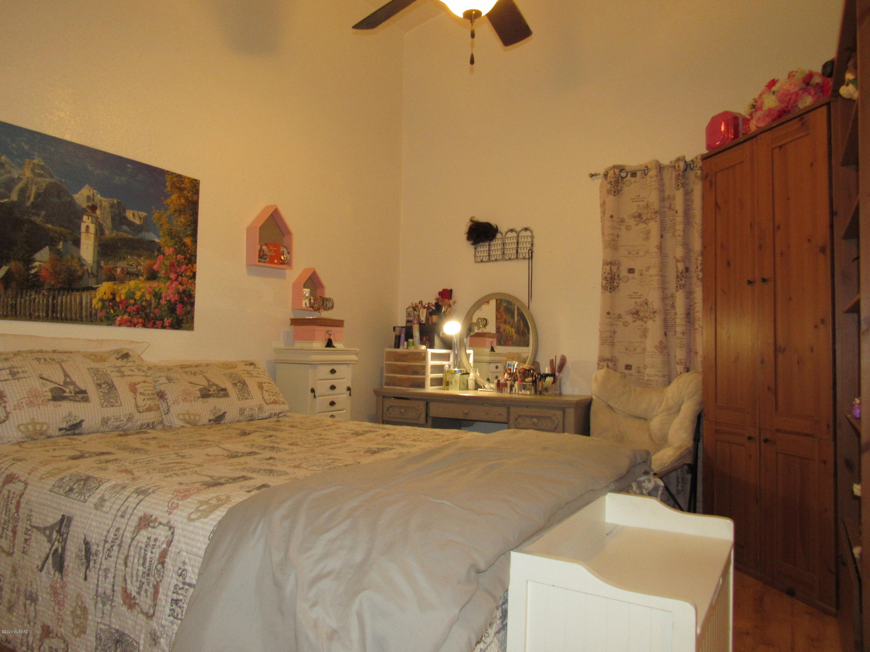 Colonias La Canada (1-82) - Residential