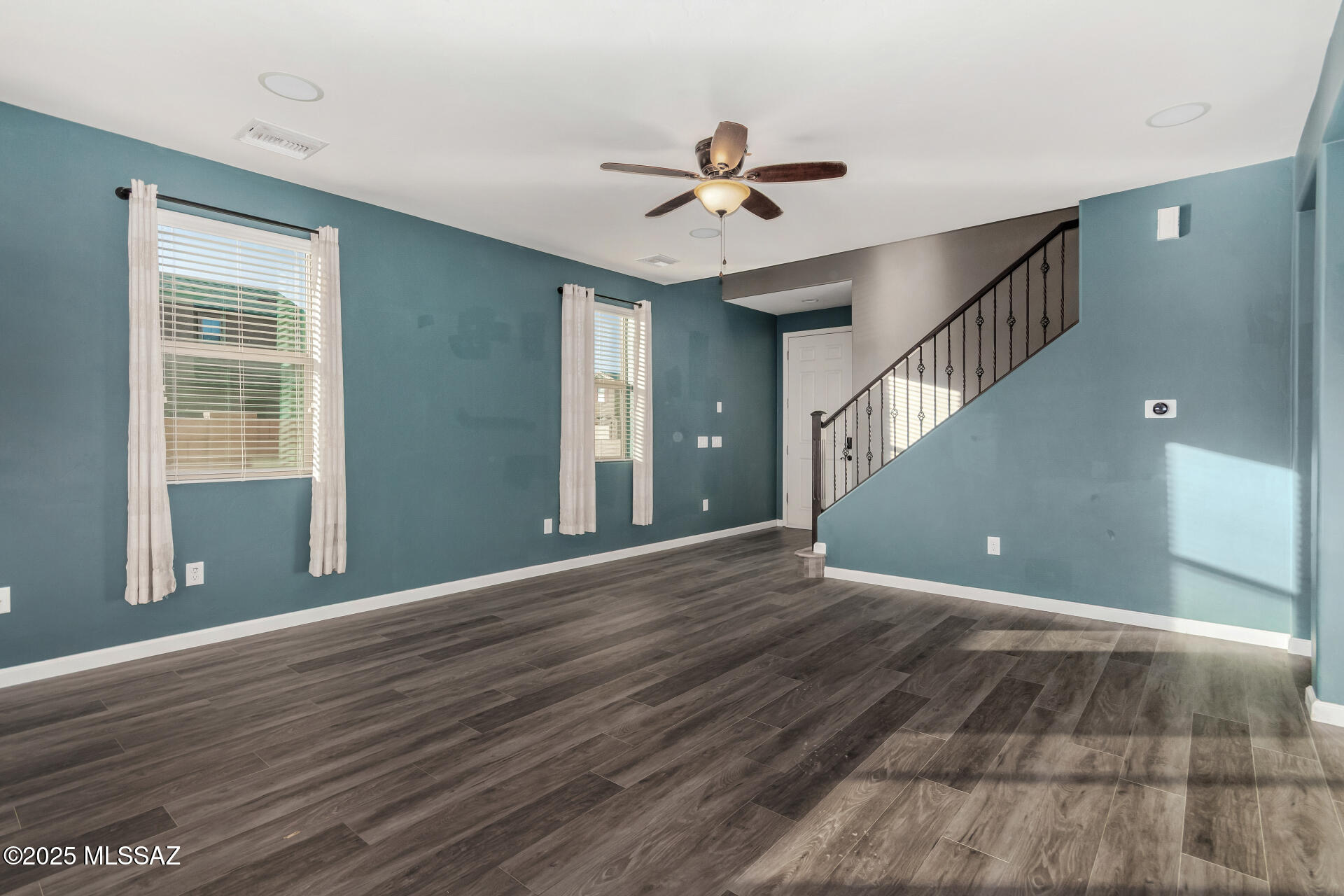 Interstate 10 and Kolb Road - Residential