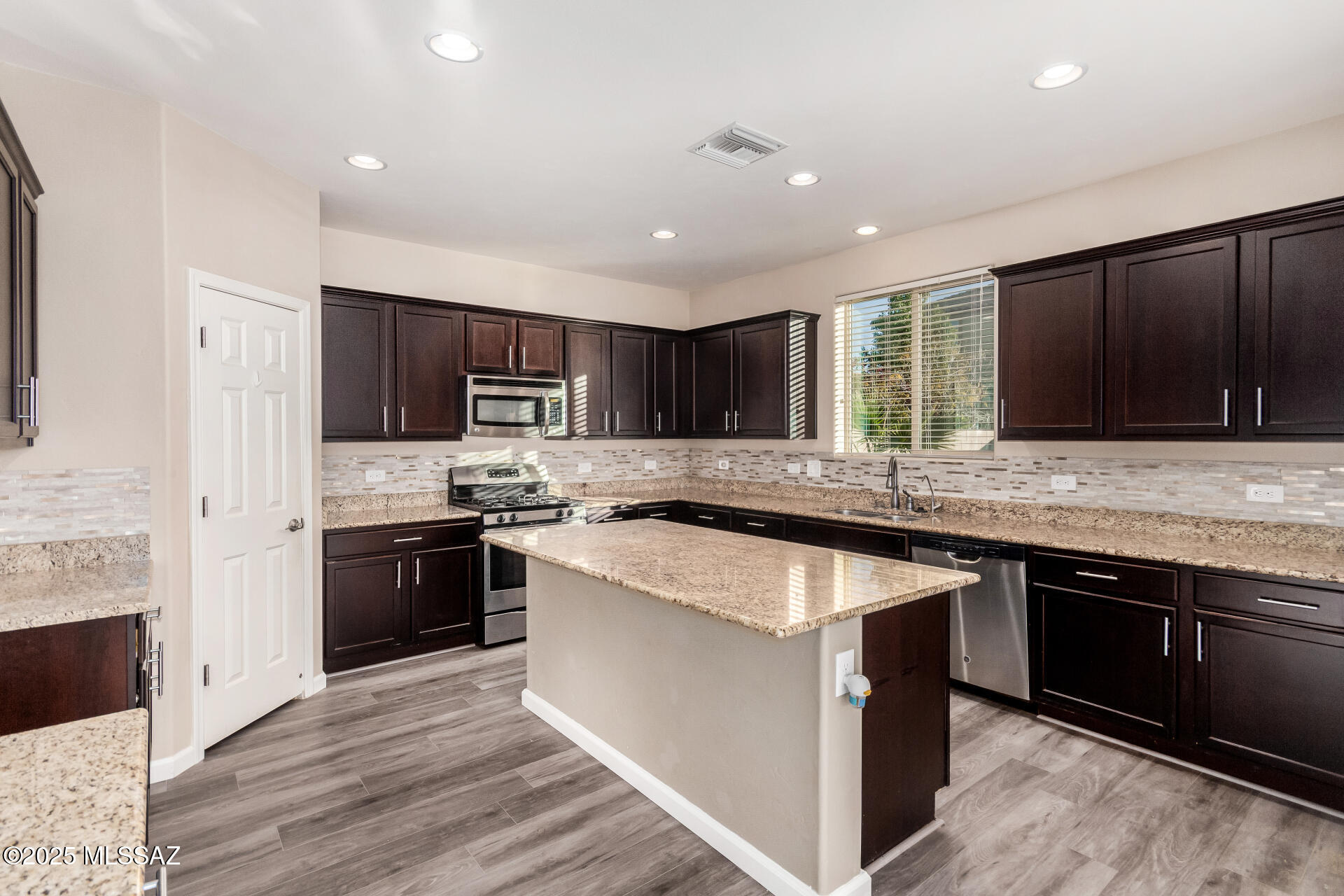 Interstate 10 and Kolb Road - Residential