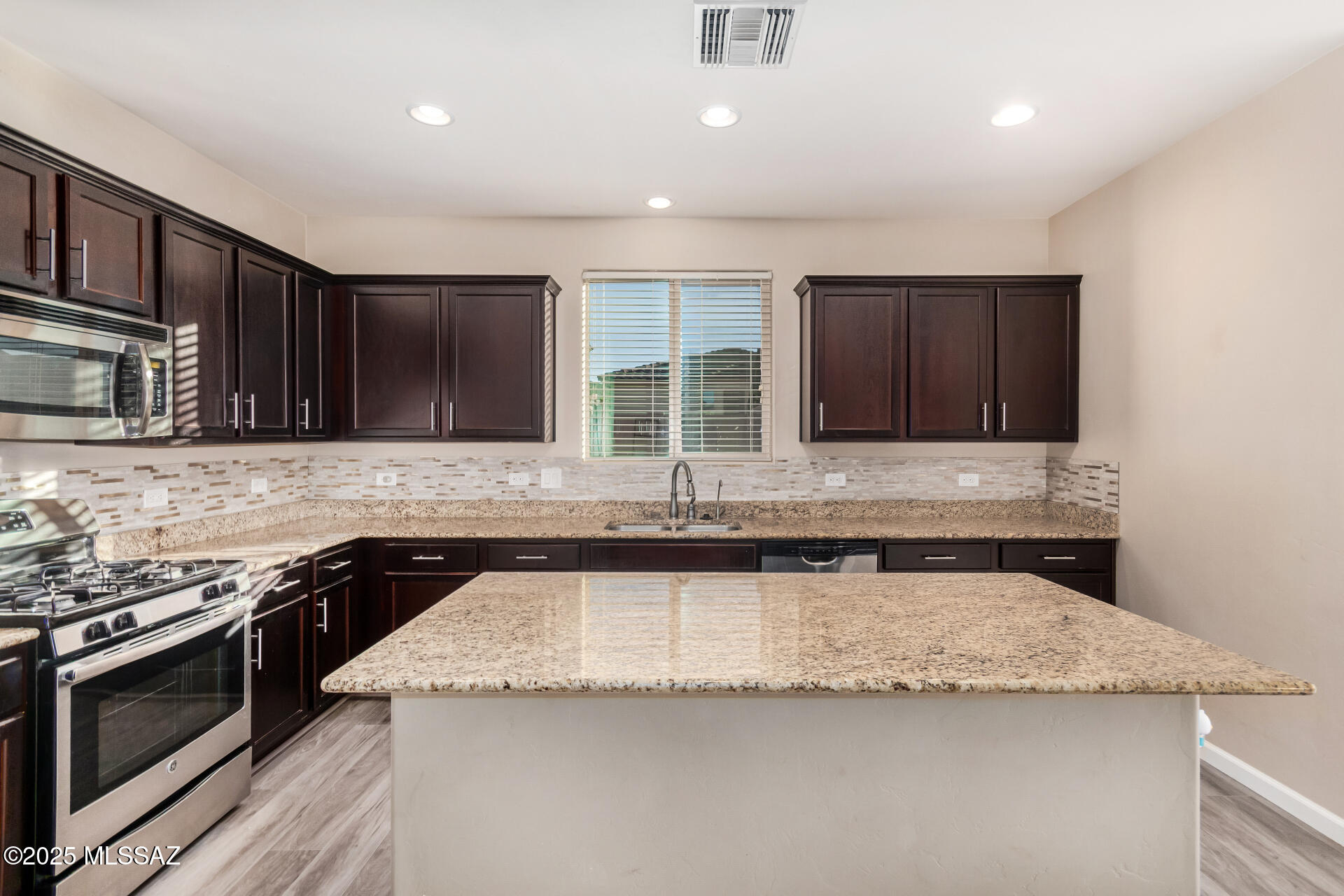 Interstate 10 and Kolb Road - Residential