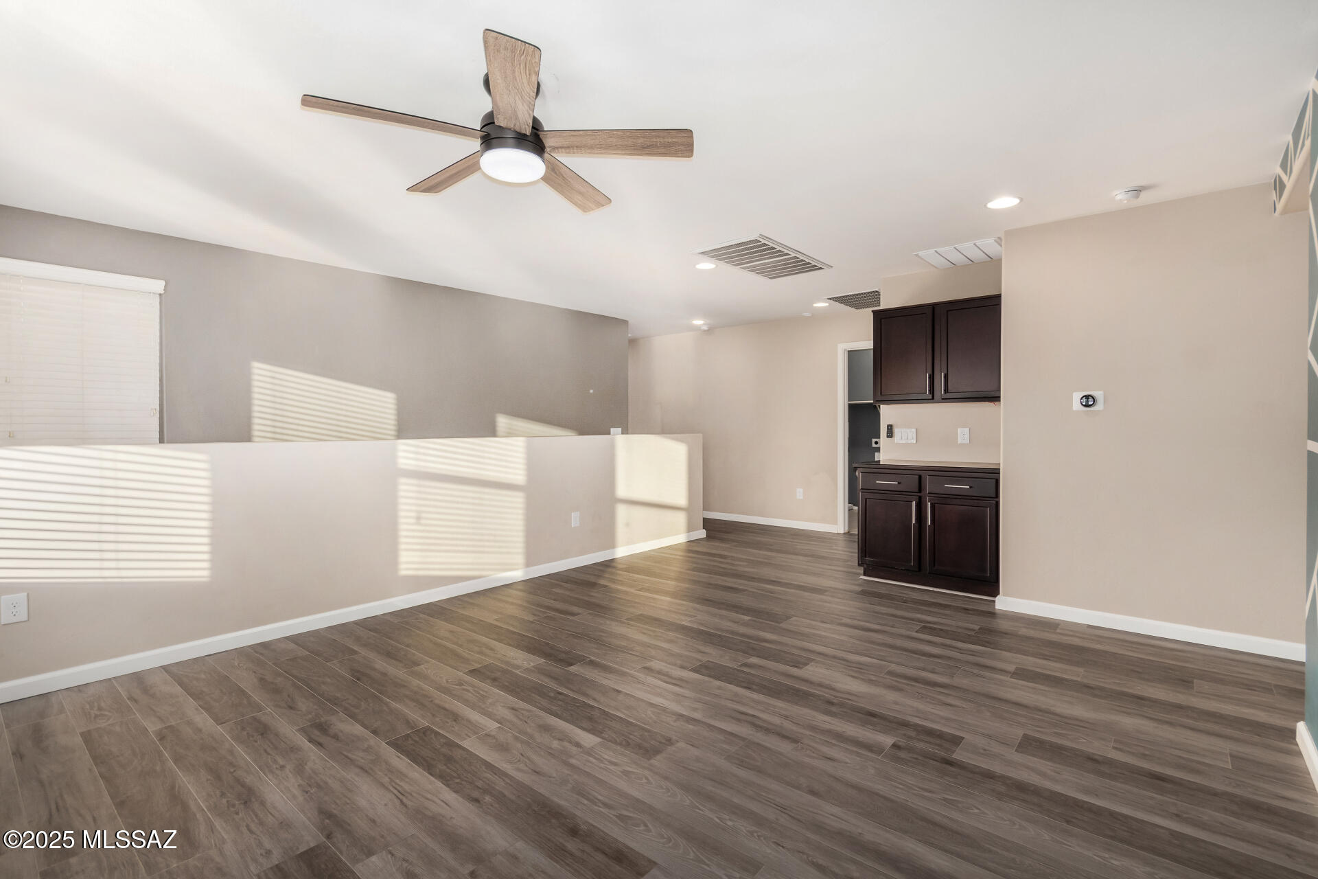 Interstate 10 and Kolb Road - Residential