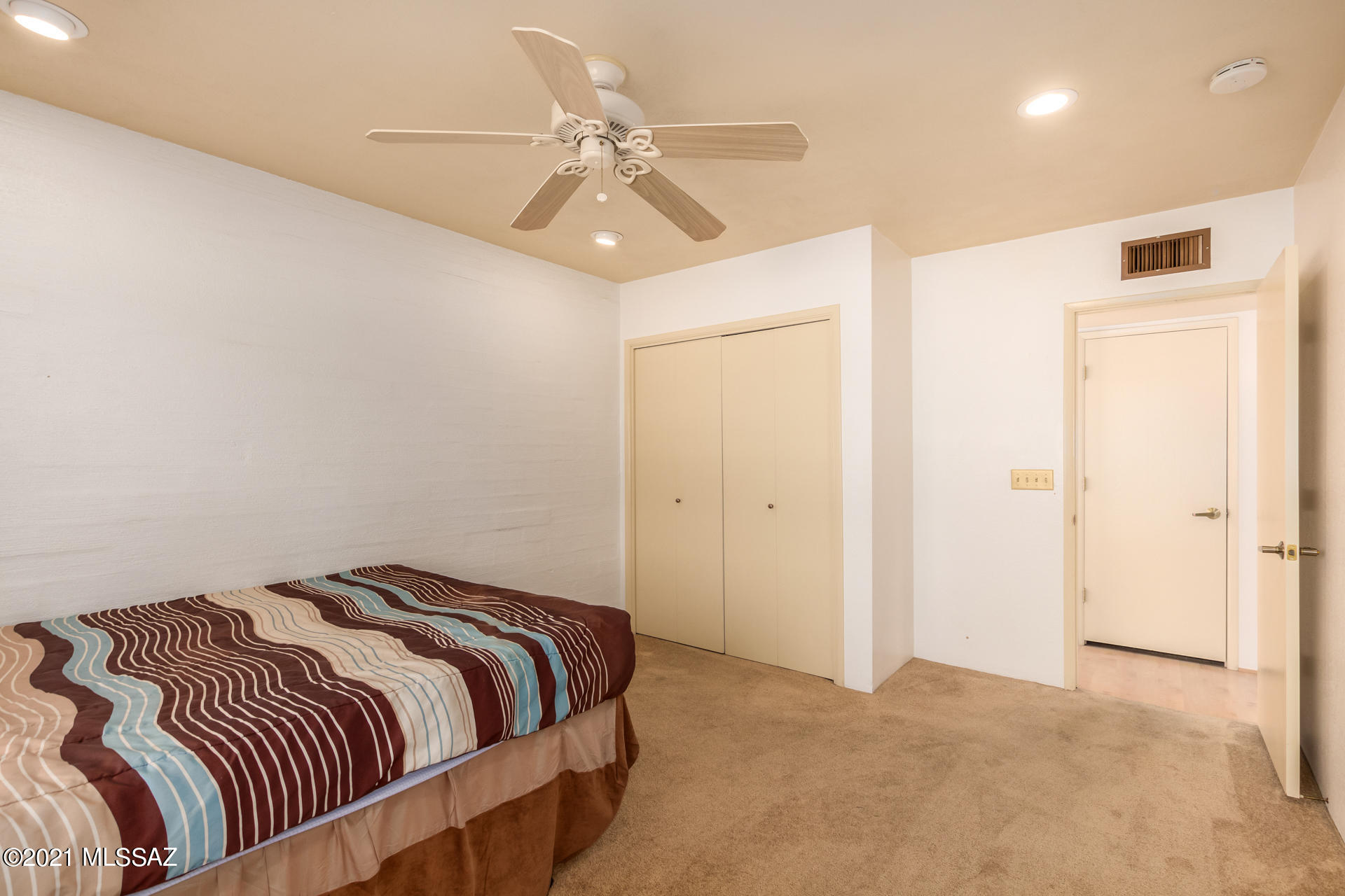 Tucson Prince Townhouses - Residential