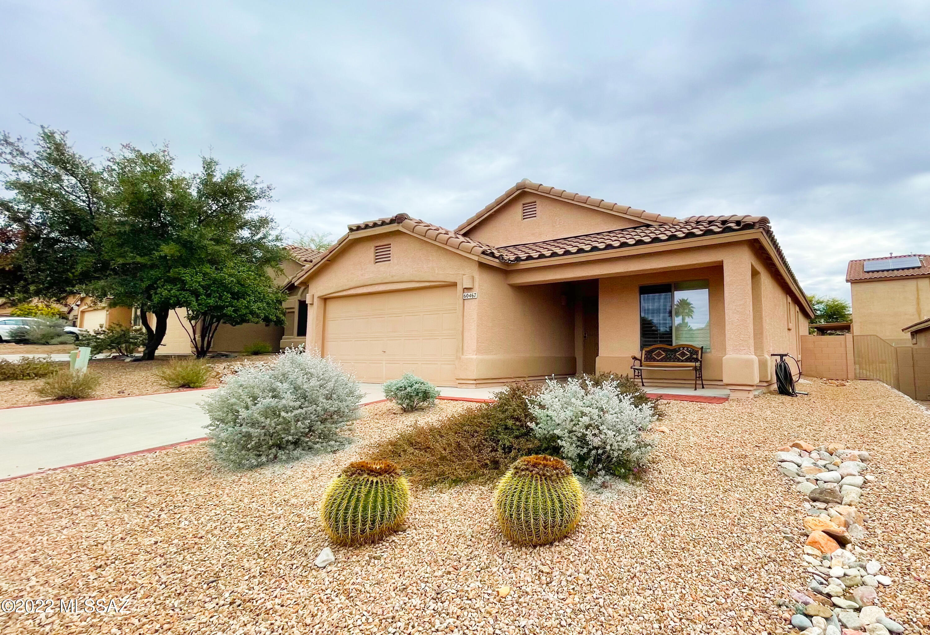Very well priced, move-in ready home located in Eagle Crest Ranch. Three bedroom, two bath, 1422 sq ft, and two-car garage. This home offers an open floor plan, tall ceilings, a generously sized south-facing back yard with fruit trees, an extended brick paver patio, and an added pergola. This one will go fast; schedule your showing today!