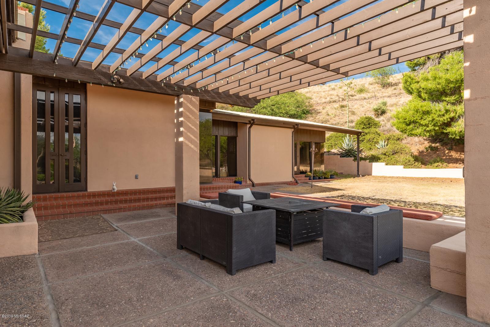 Crown C Ranch - Residential